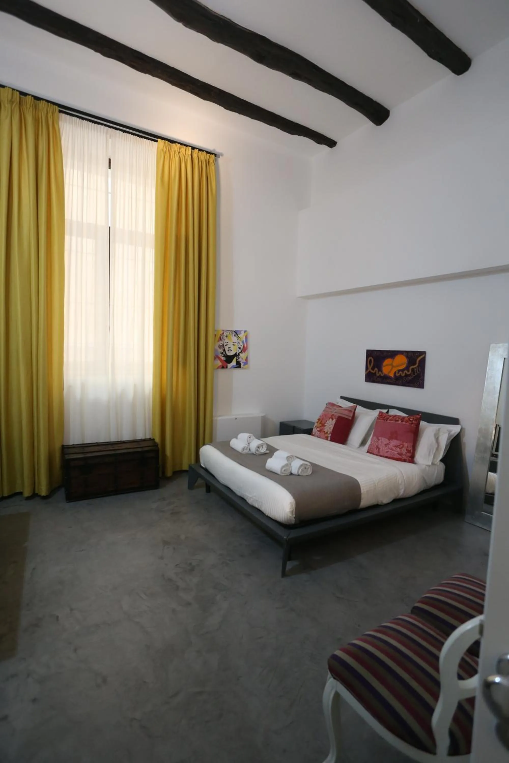 Bed in B&B Salerno al Duomo