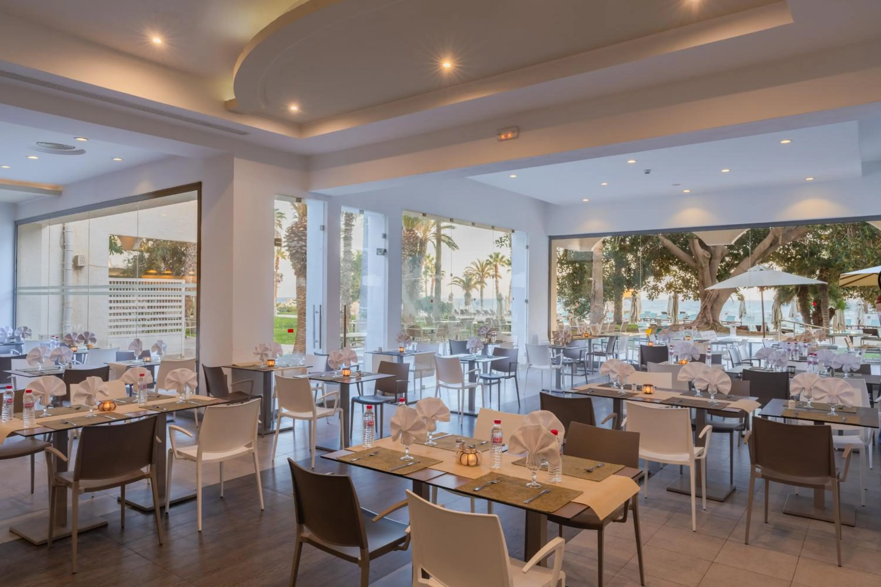 Restaurant/places to eat in Hotel Bel Azur Thalasso & Bungalows
