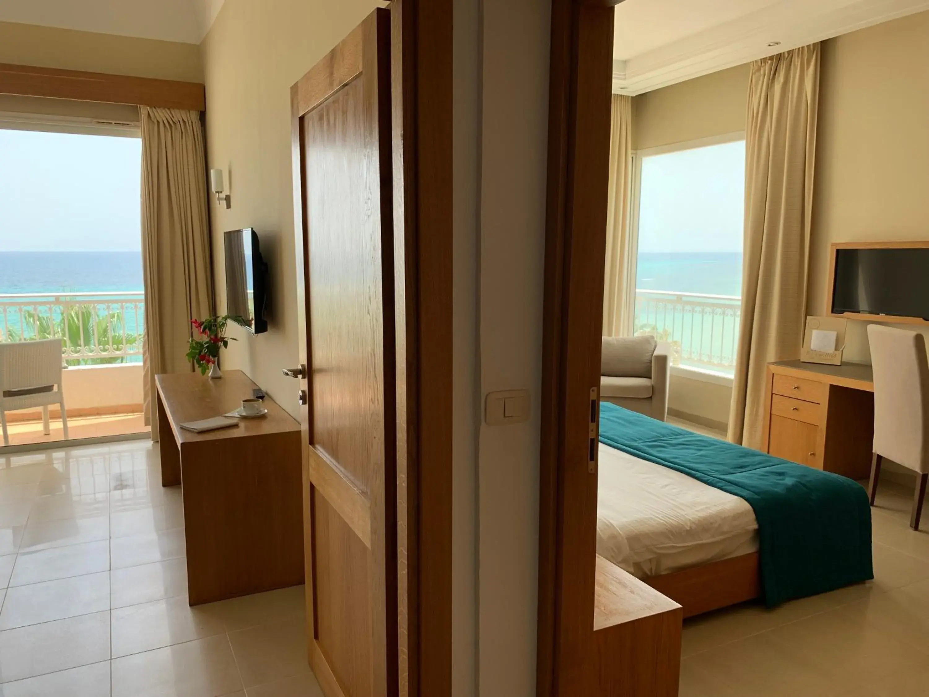 King Suite with Sea View in Hotel Bel Azur Thalasso & Bungalows King Suite with Sea View in Hotel Bel Azur Thalasso & Bungalows