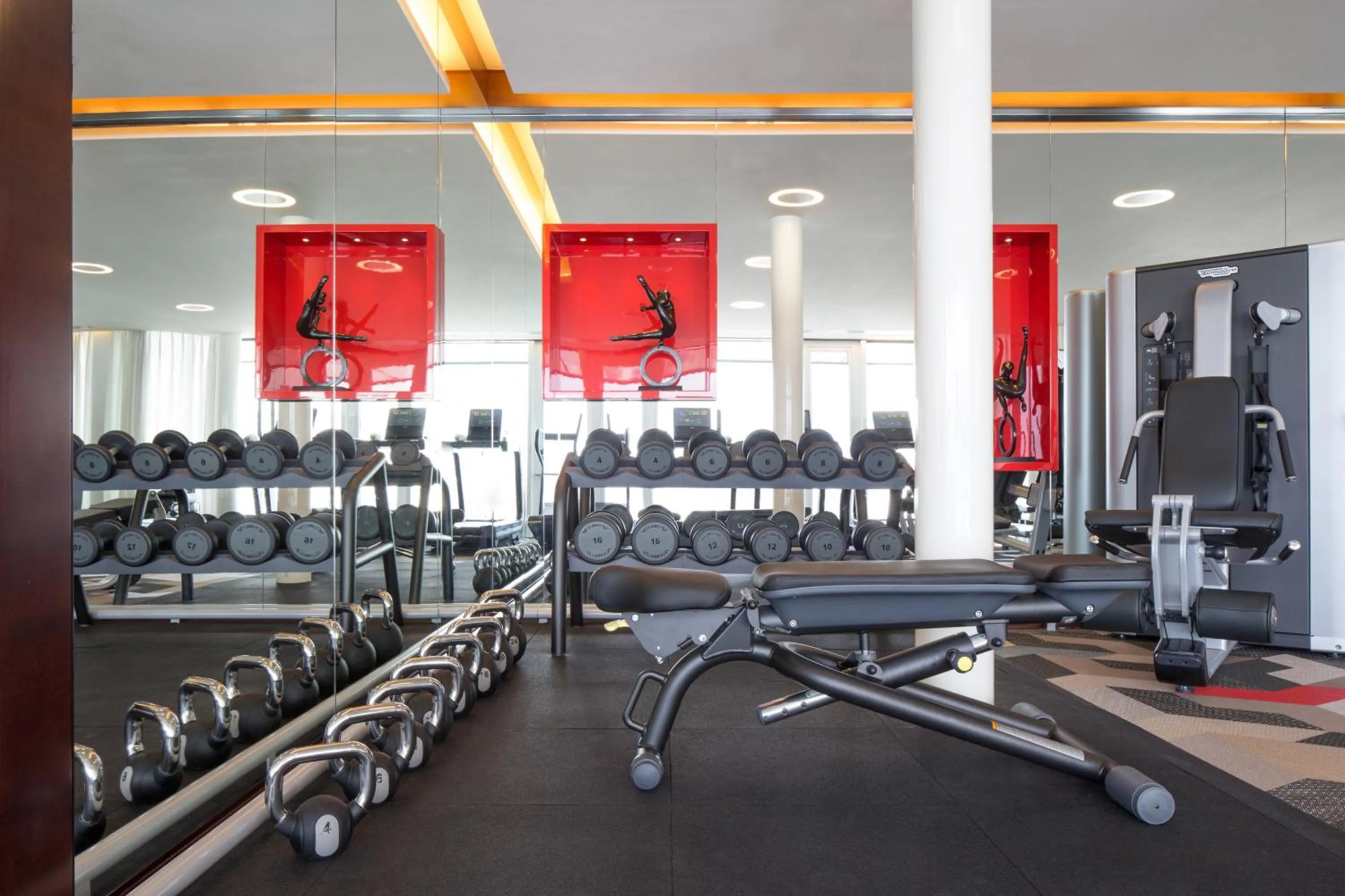 Fitness centre/facilities in Four Seasons Hotel London at Park Lane
