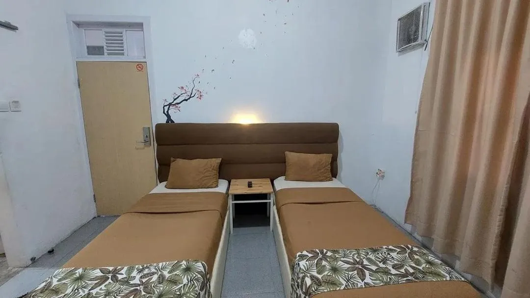 Standard Twin Room in Al Barra Syariah Hotel