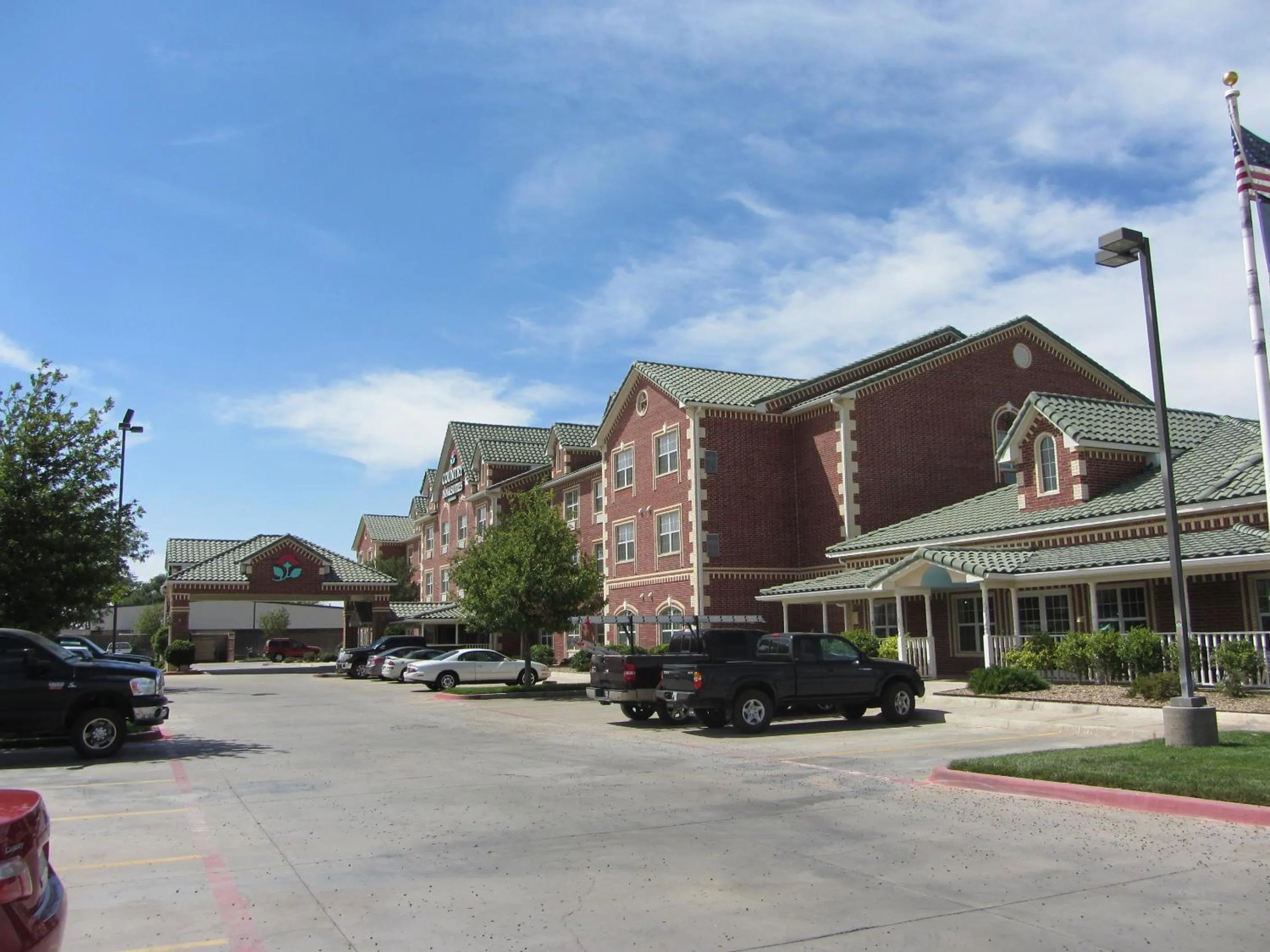 Property building in Country Inn & Suites by Radisson, Amarillo I-40 West, TX
