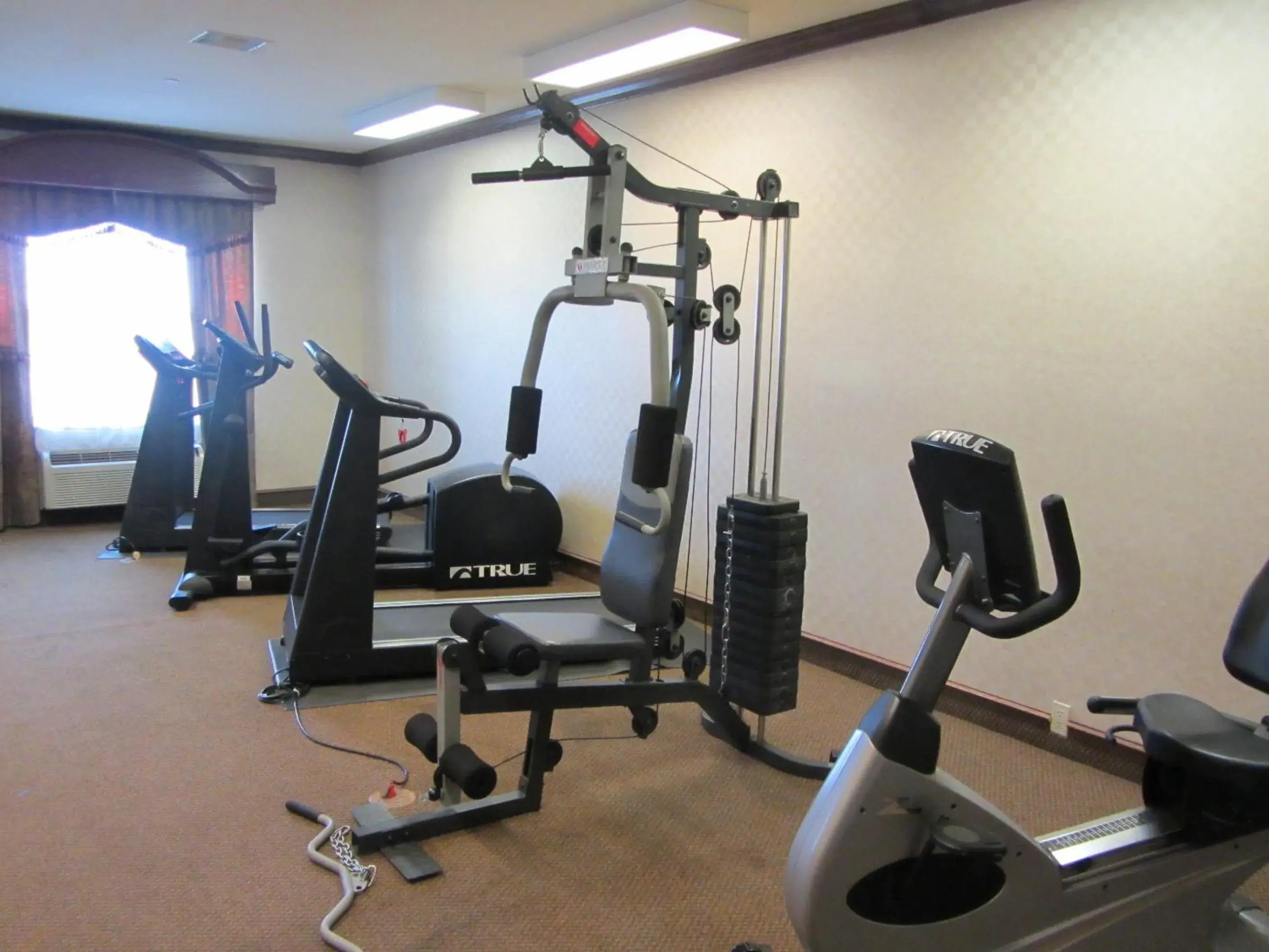 Fitness centre/facilities in Country Inn & Suites by Radisson, Amarillo I-40 West, TX Fitness centre/facilities in Country Inn & Suites by Radisson, Amarillo I-40 West, TX