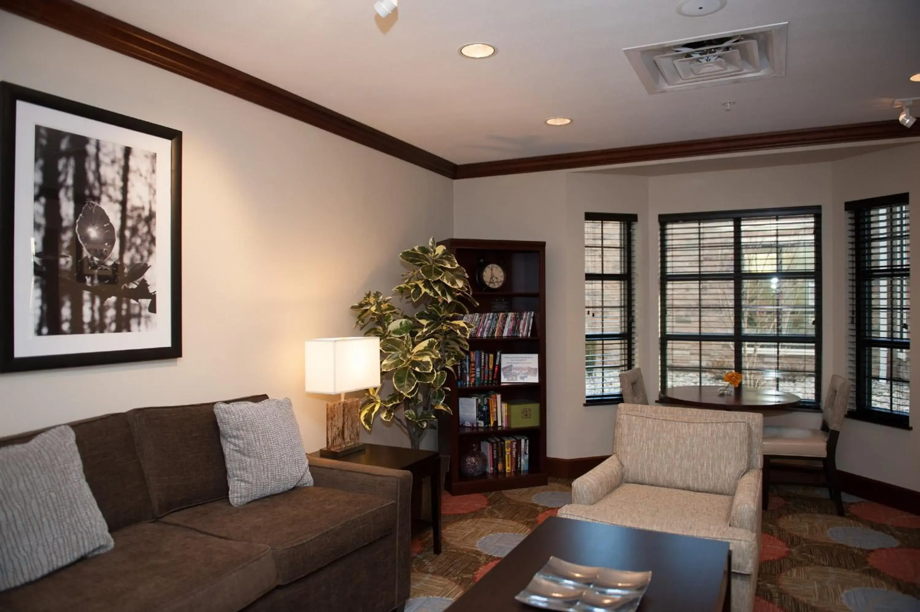 Property building in Staybridge Suites Montgomeryville by IHG Property building in Staybridge Suites Montgomeryville by IHG