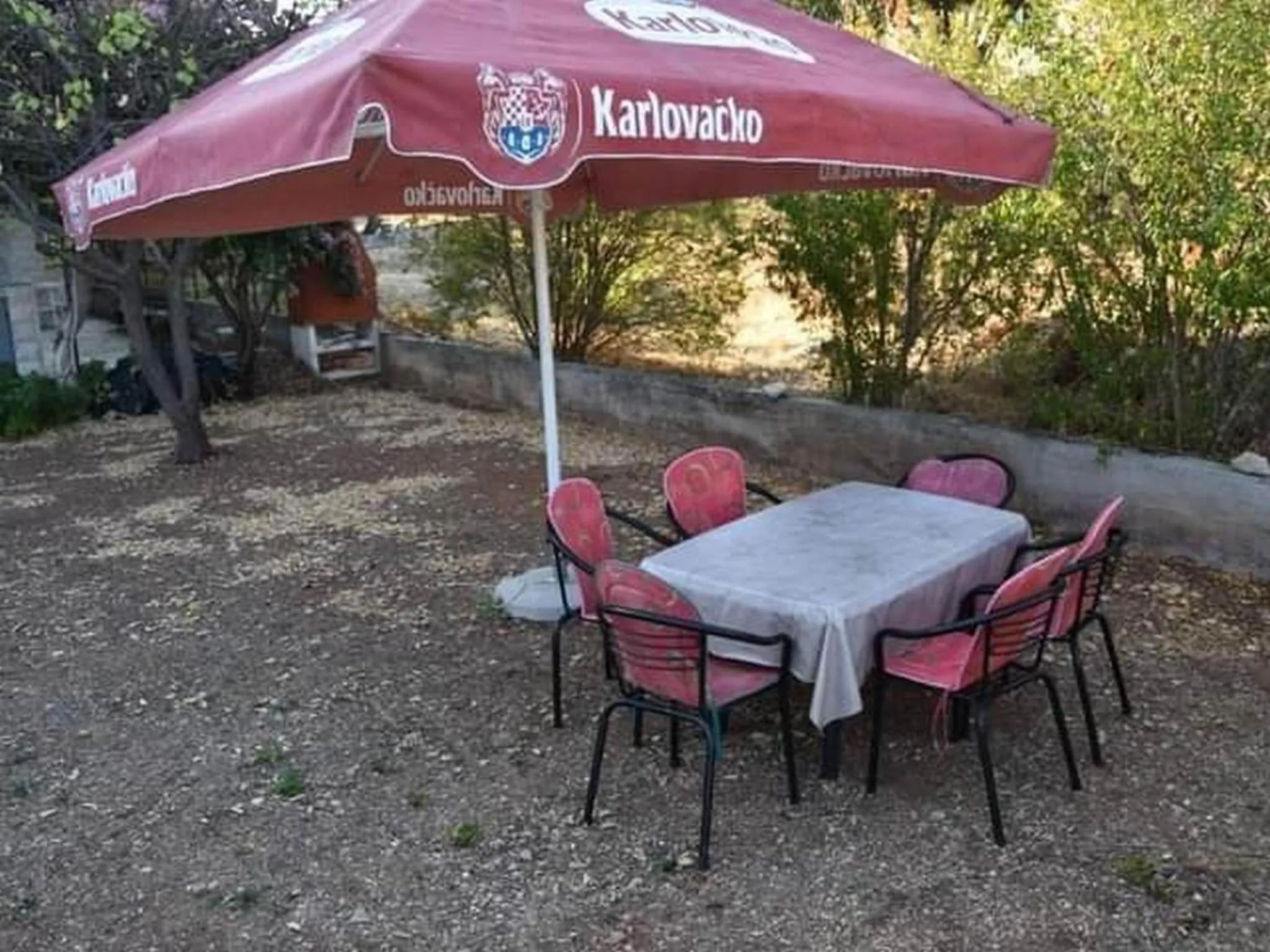 Property building in Apartment Manigo