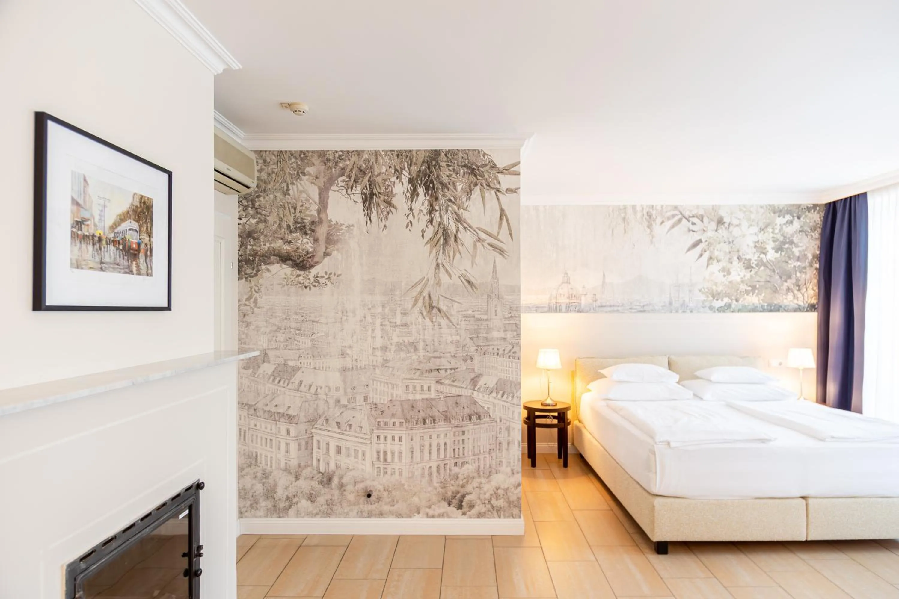 Photo of the whole room, Bed in Hotel Spiess & Spiess