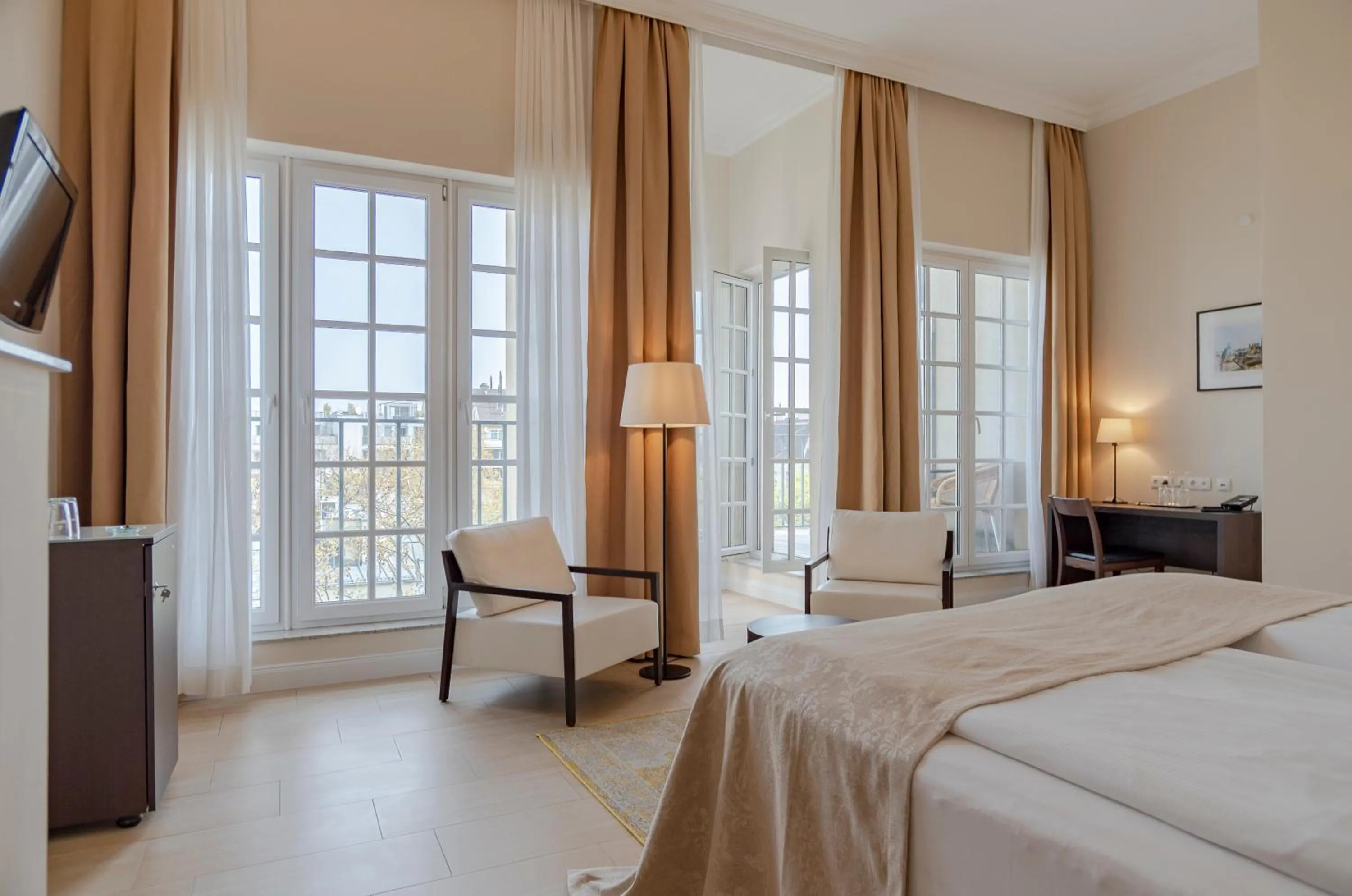 Photo of the whole room, Bed in Hotel Spiess & Spiess