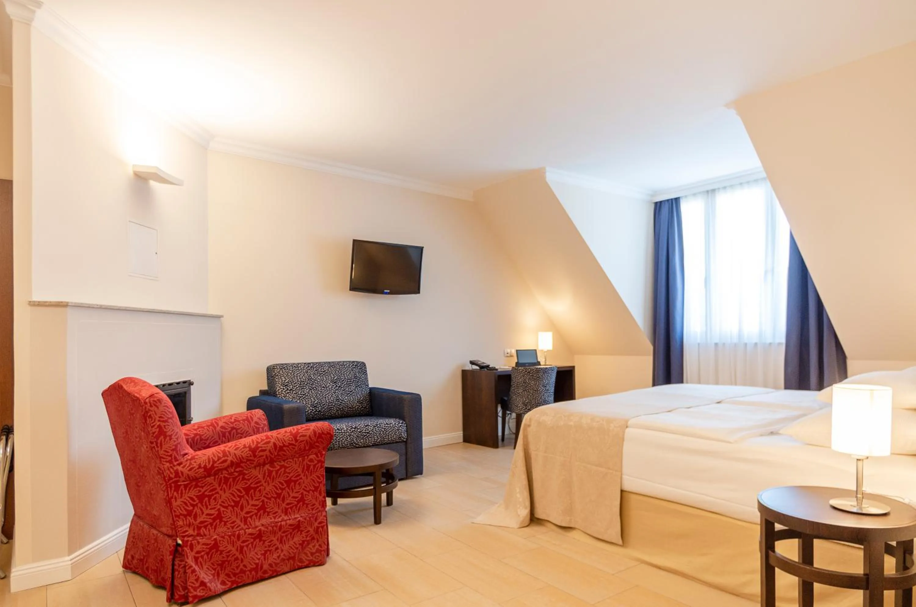 Photo of the whole room, Bed in Hotel Spiess & Spiess