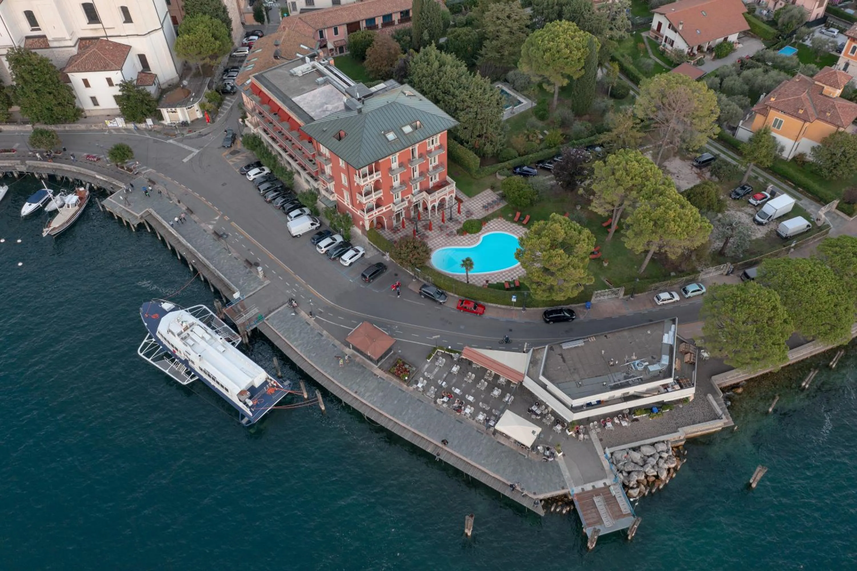 Property building in Hotel Milano