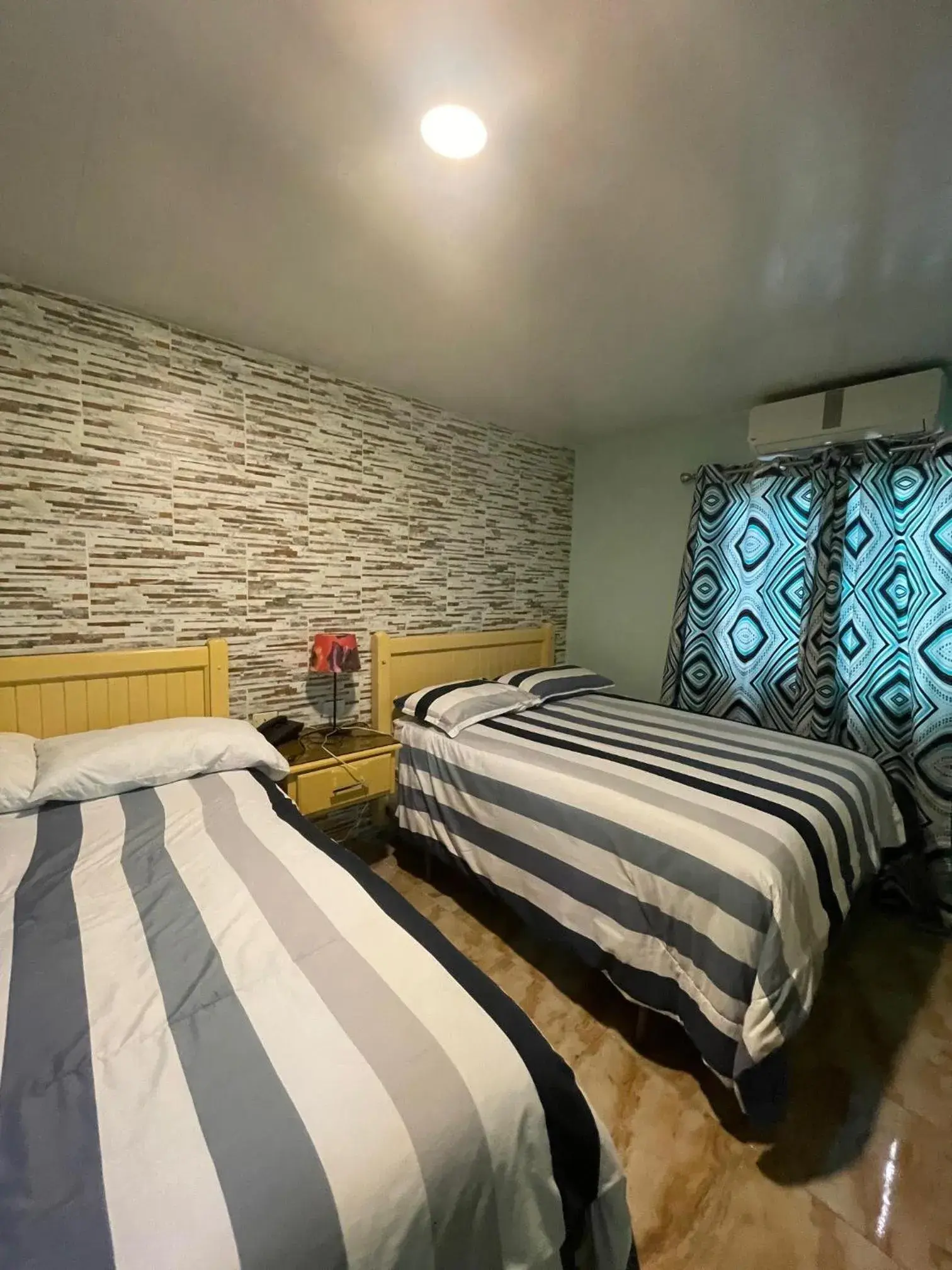 Double Room with Two Double Beds in Hotel Frano Romana Center Double Room with Two Double Beds in Hotel Frano Romana Center