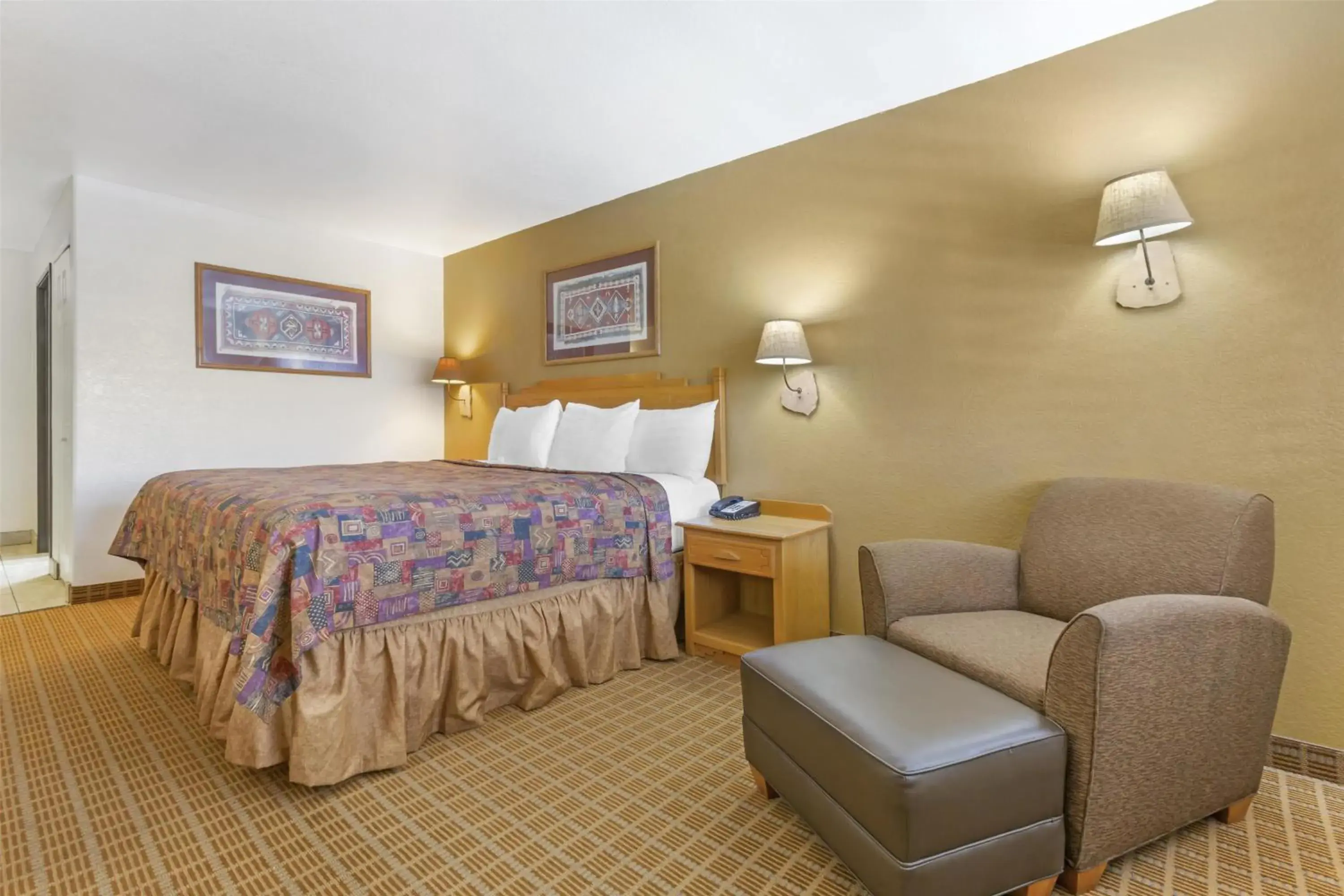 Bedroom, Bed in Best Western Gold Canyon Inn & Suites Bedroom, Bed in Best Western Gold Canyon Inn & Suites