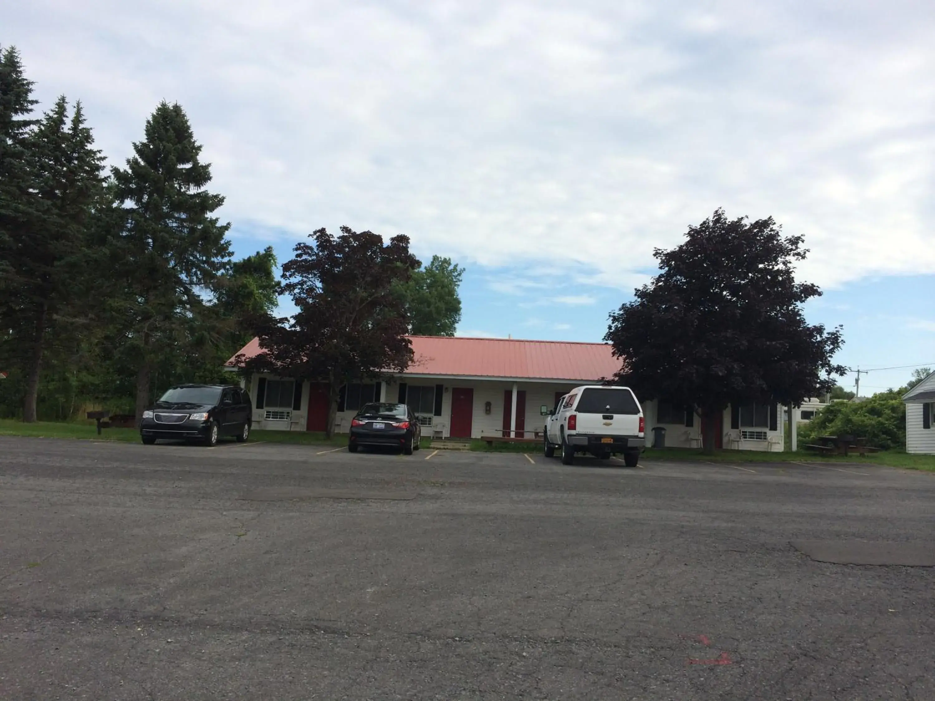 Property building in Port Lodge Motel Property building in Port Lodge Motel