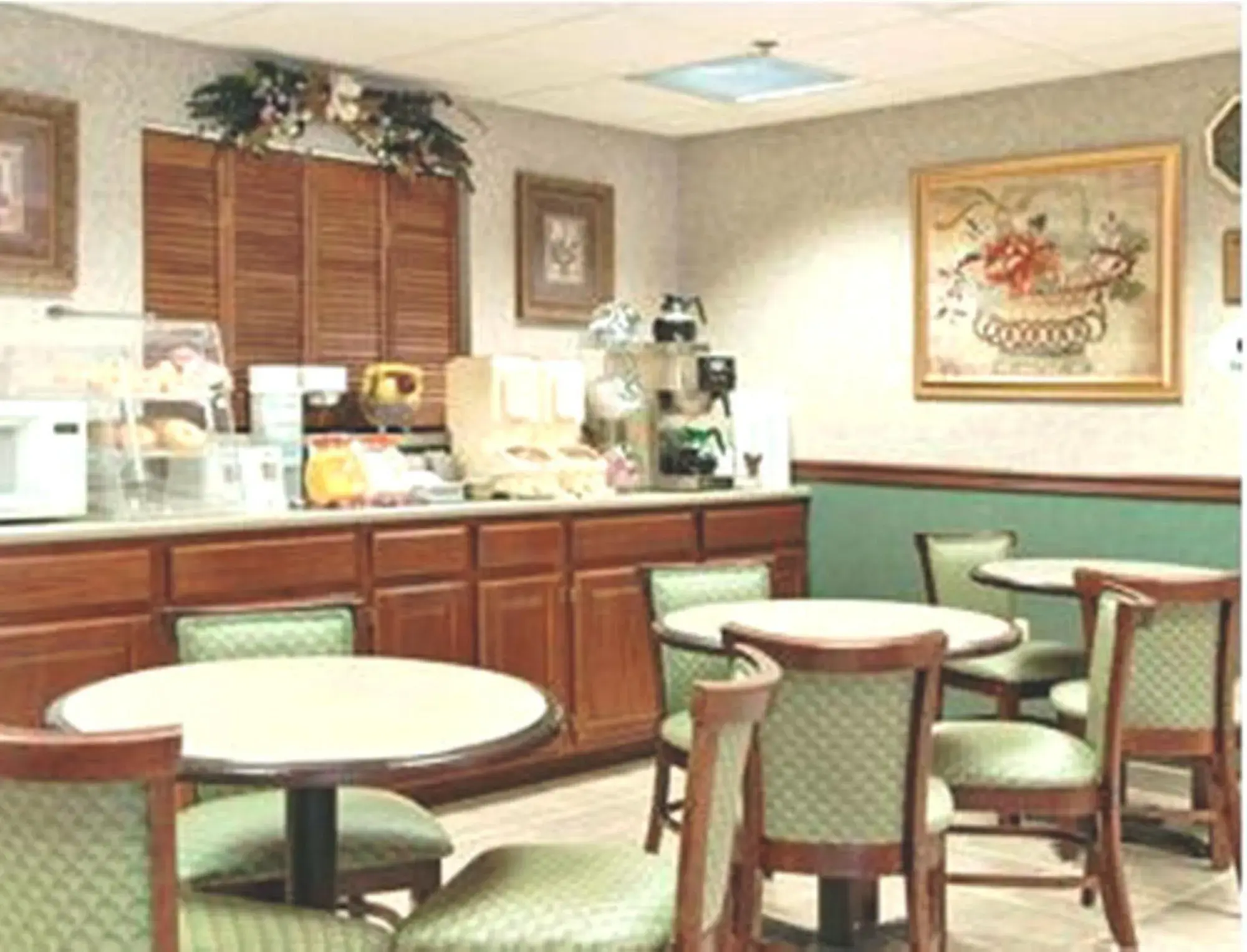 Restaurant/places to eat in Super 8 by Wyndham Erwin, I-26 Exit 37 Restaurant/places to eat in Super 8 by Wyndham Erwin, I-26 Exit 37