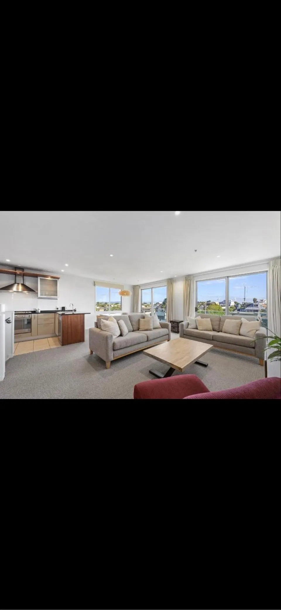 Bed in Cutterscove Resort Apartments