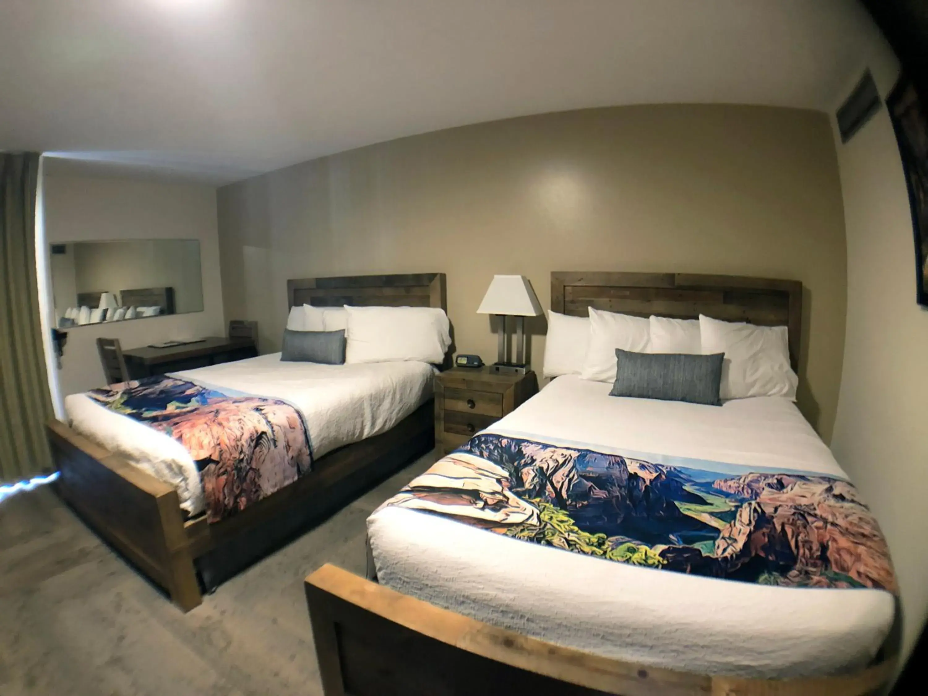 Bedroom, Bed in Bumbleberry Inn Bedroom, Bed in Bumbleberry Inn