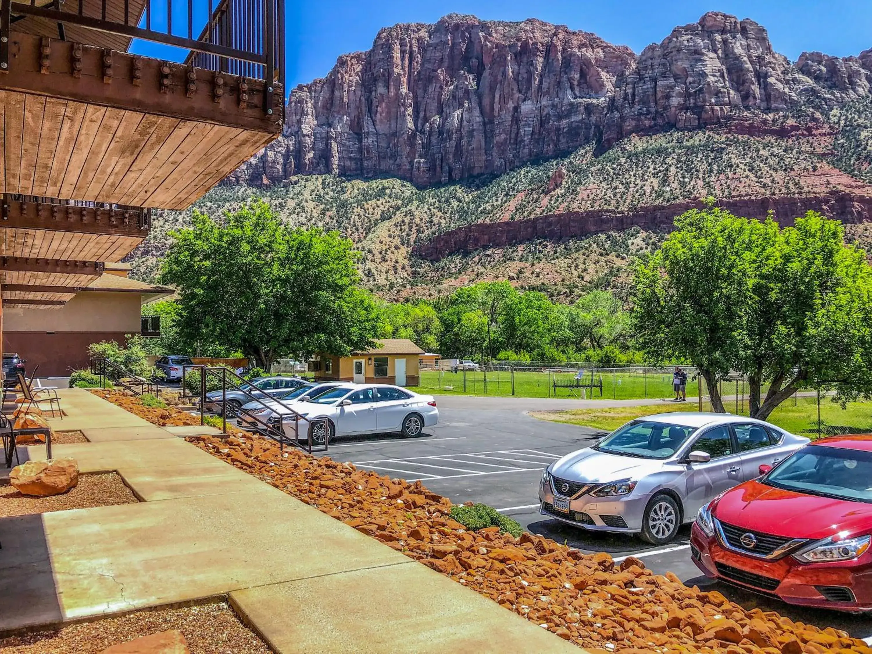 Mountain view in Bumbleberry Inn Mountain view in Bumbleberry Inn