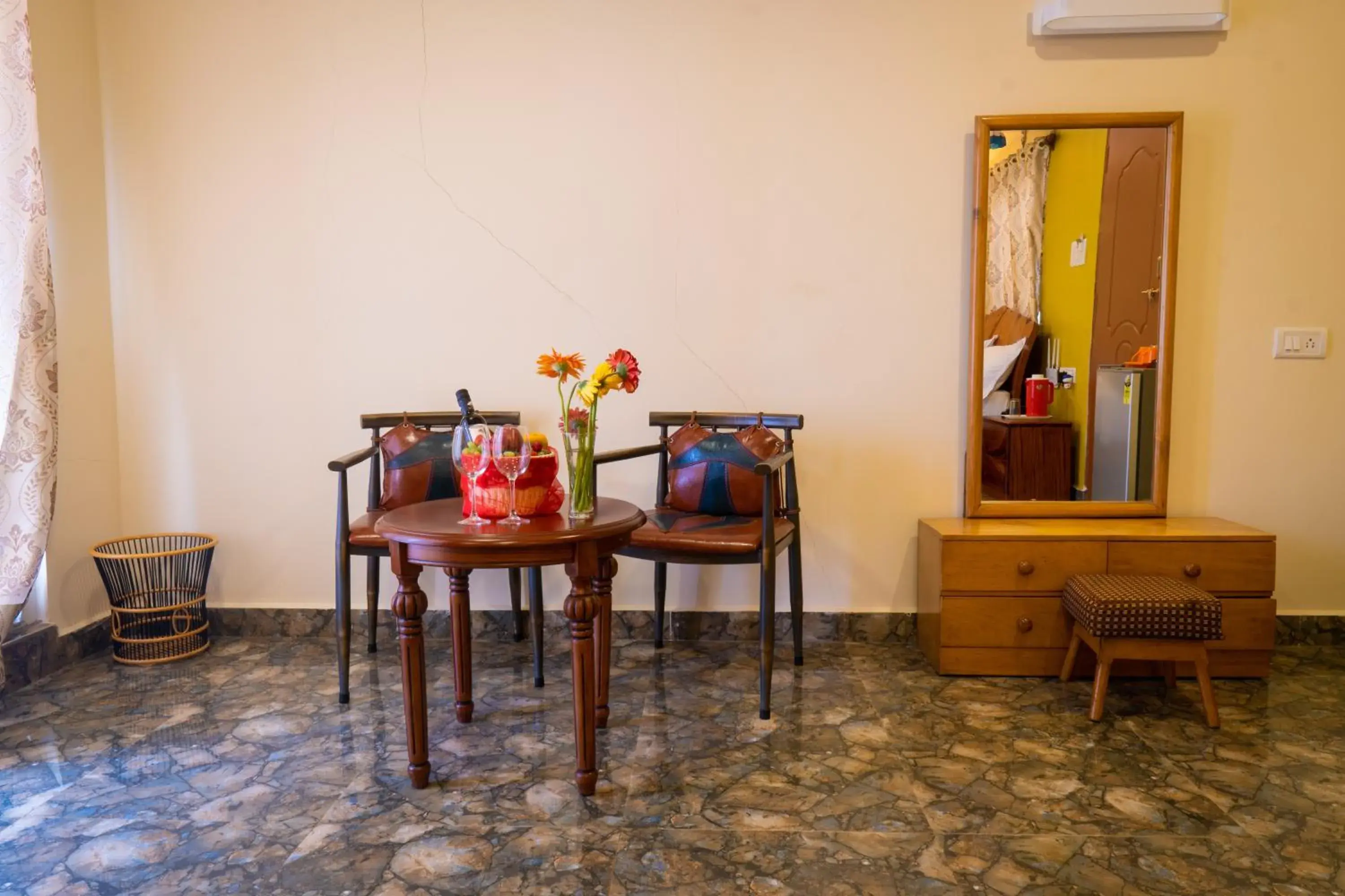 Living room in Alcove Resort Vagator Living room in Alcove Resort Vagator