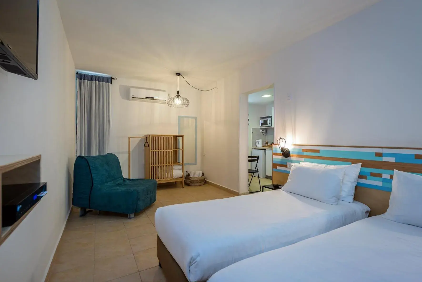 Yam Family - single occupancy in קיבוץ אילות - חדרי אירוח עם בריכה משותפת Yam Family - single occupancy in קיבוץ אילות - חדרי אירוח עם בריכה משותפת