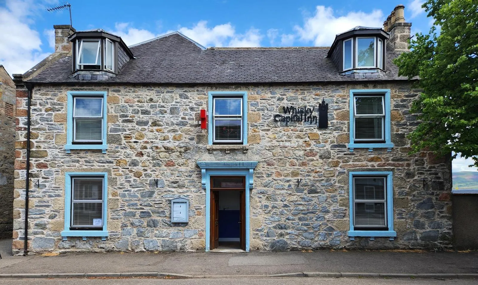 Property building in Whisky Capital Inn