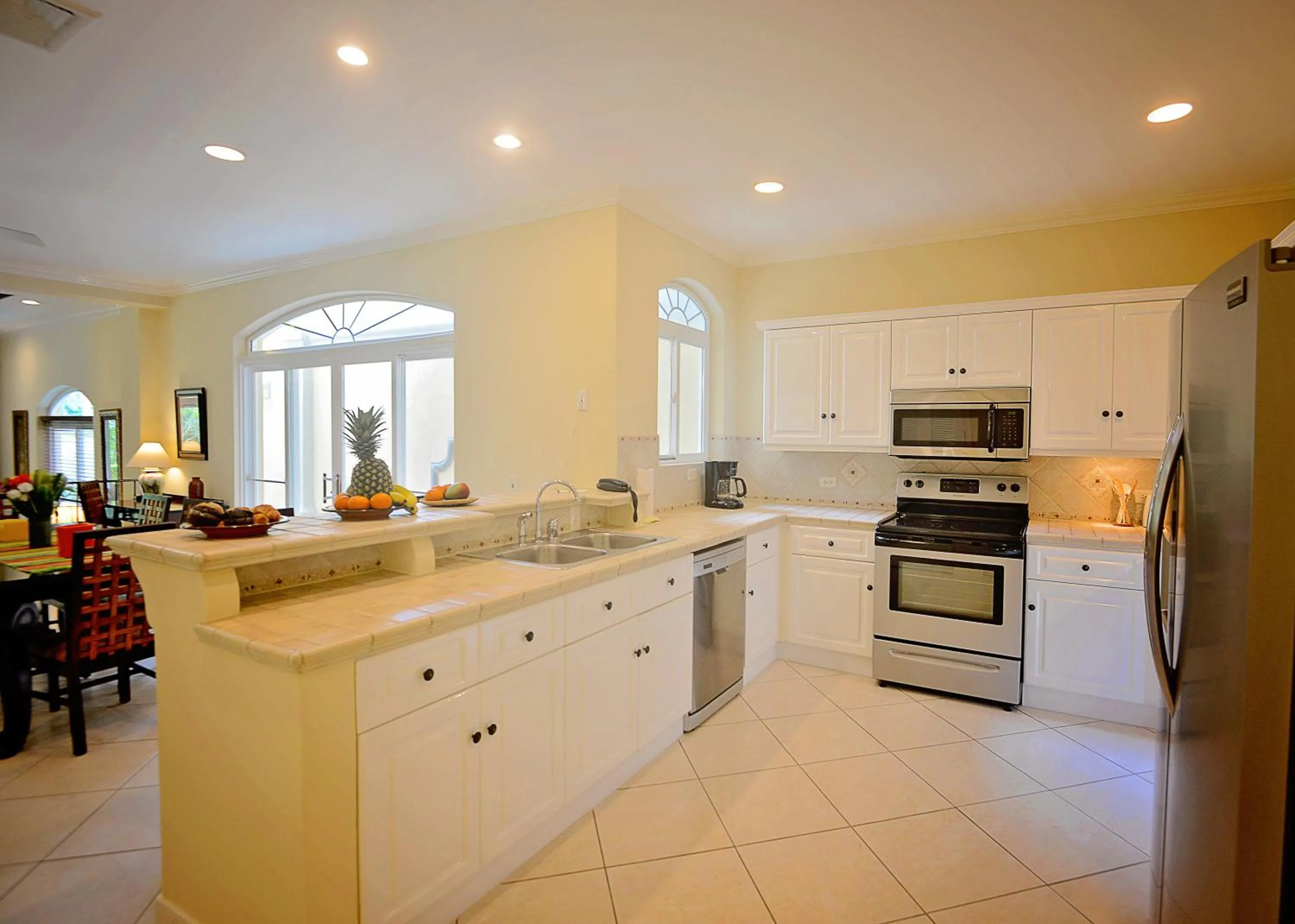 Kitchen or kitchenette in HRG Condos at Los Sueños