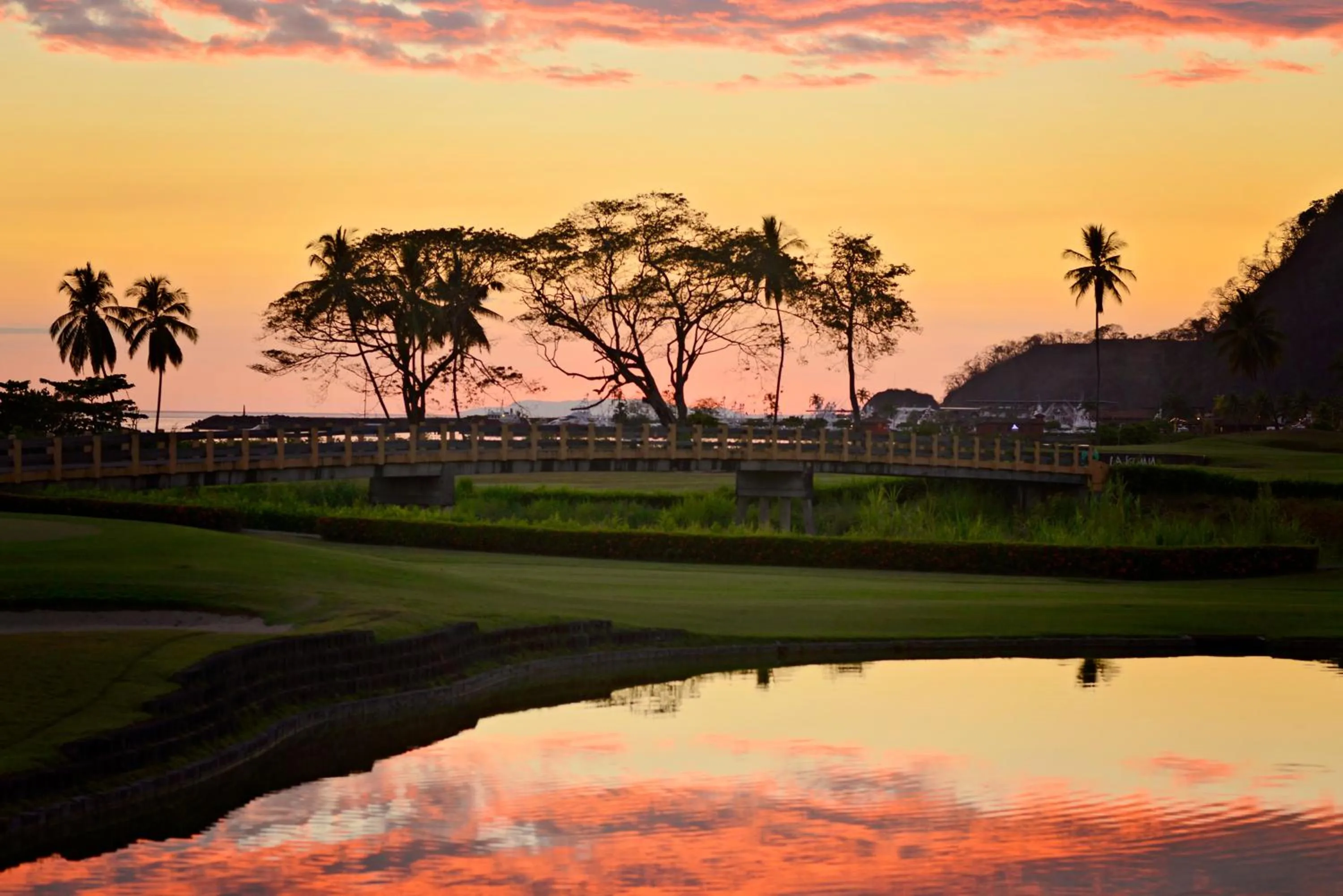 Golfcourse in HRG Condos at Los Sueños