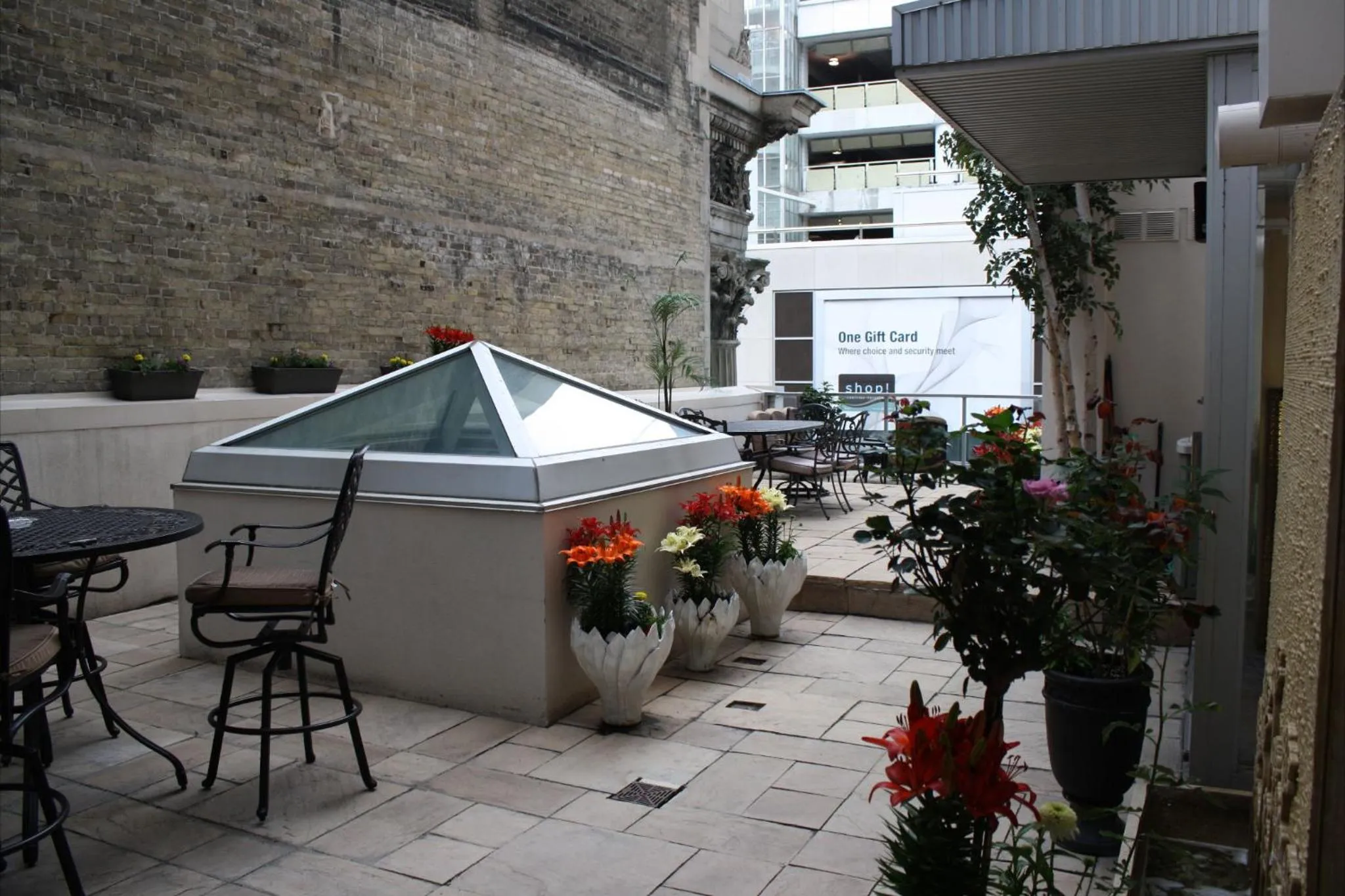 Balcony/Terrace in Yonge Suites Apart Hotel