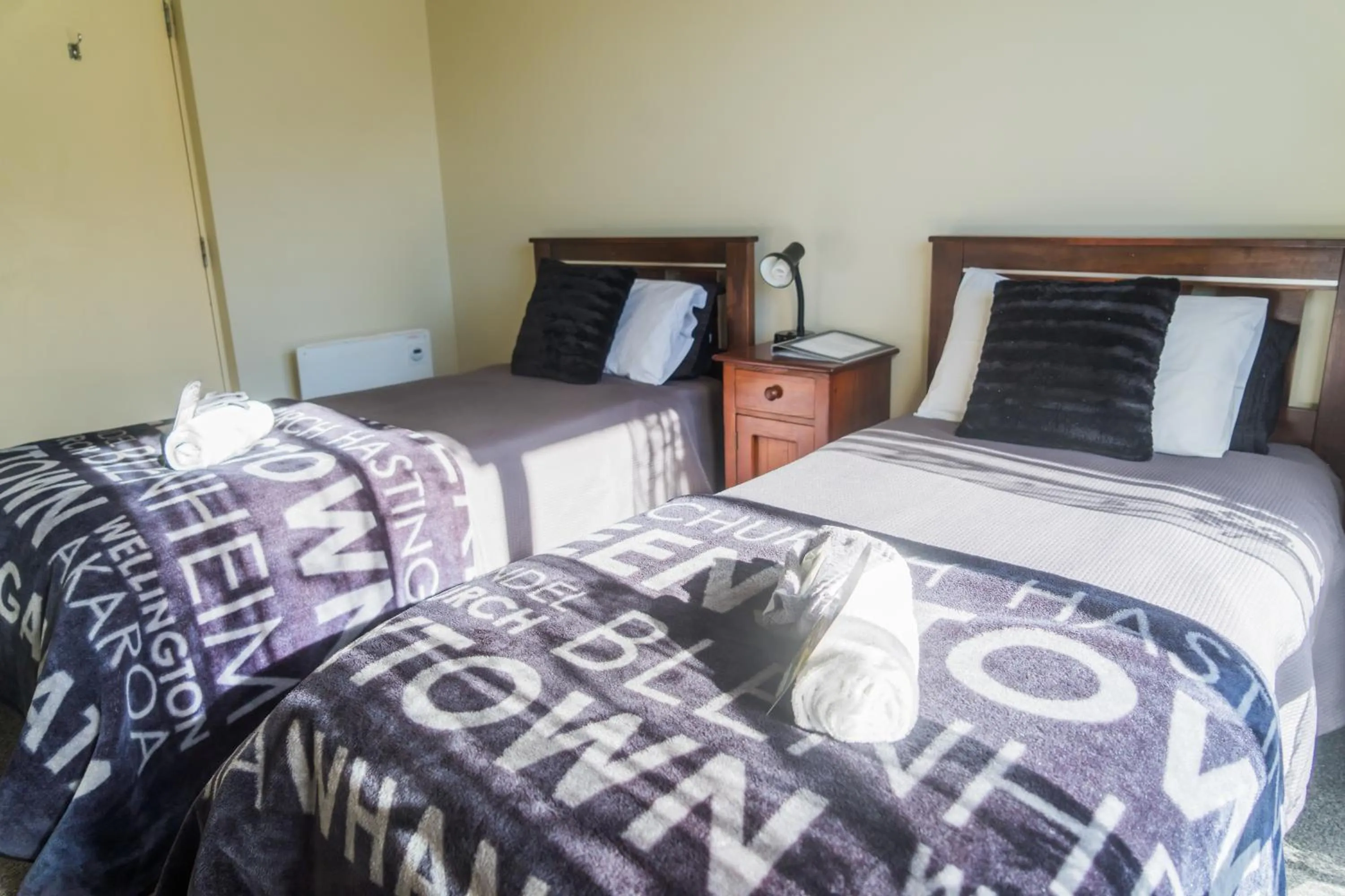 Bed in Tombstone Motel, Lodge & Backpackers