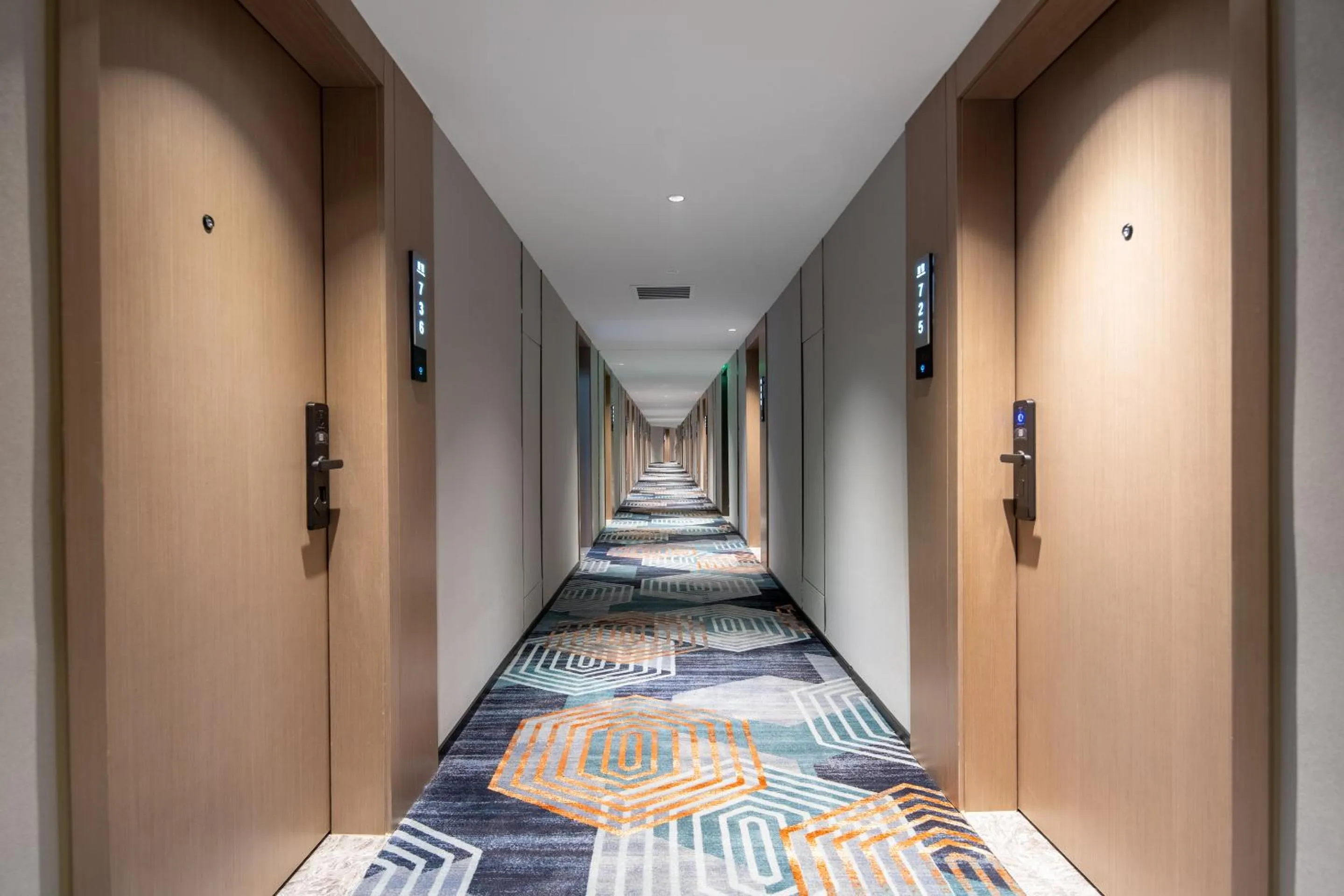 Property building in Yizhi Hotel Changgang Metro Station - Free Shuttle Bus during Canton Fair