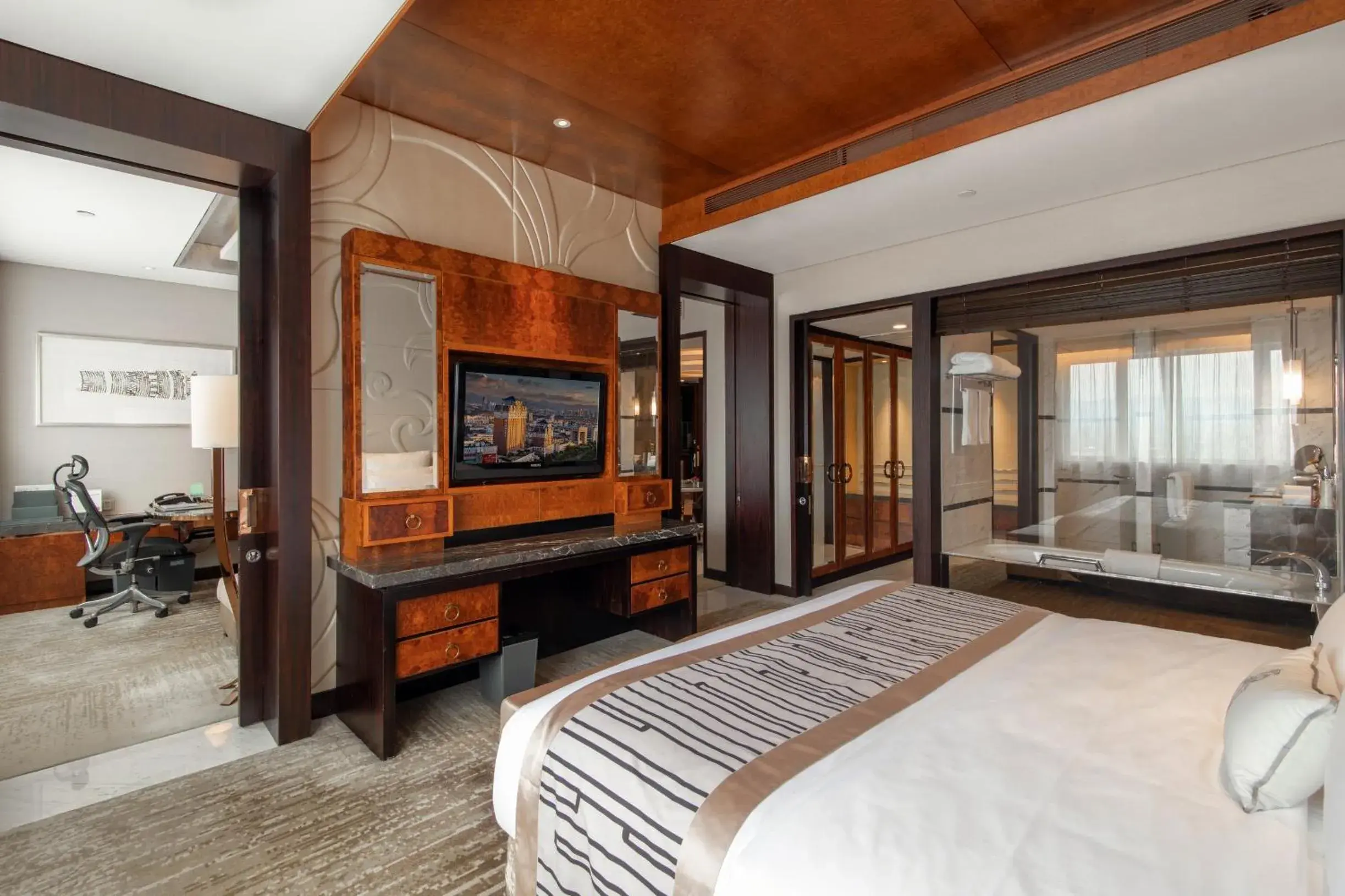 Bed in Grand Pacific Hotel Ningbo Bed in Grand Pacific Hotel Ningbo