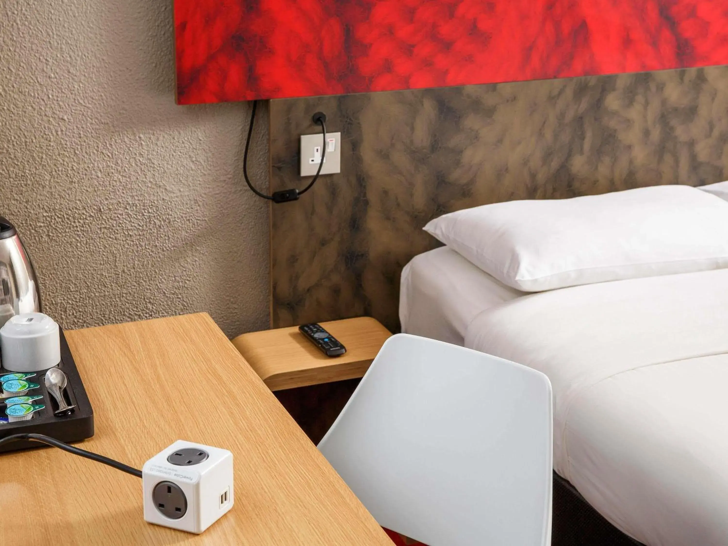 Bedroom, Bed in ibis Coventry South Bedroom, Bed in ibis Coventry South