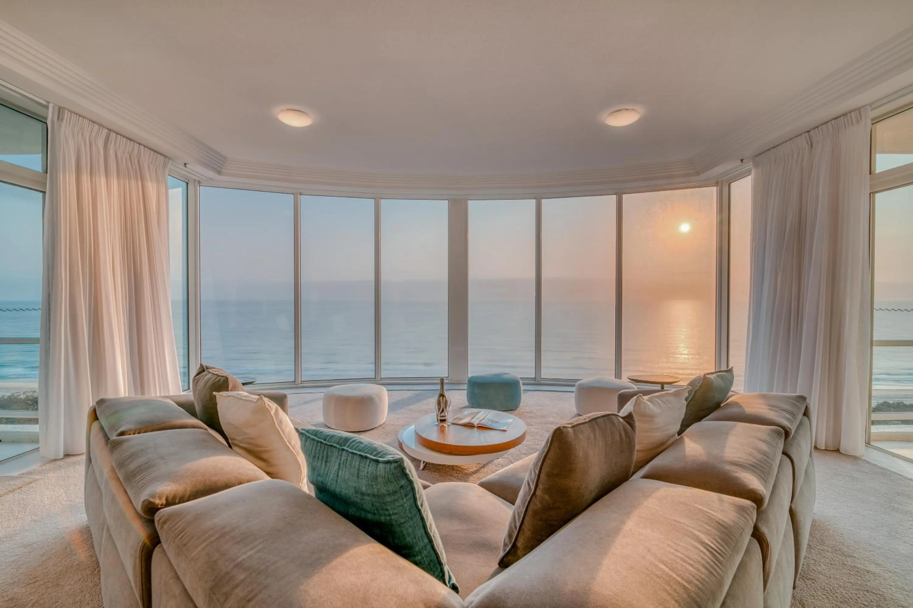 Luxury Three-Bedroom Suite in Carmel by the Sea
