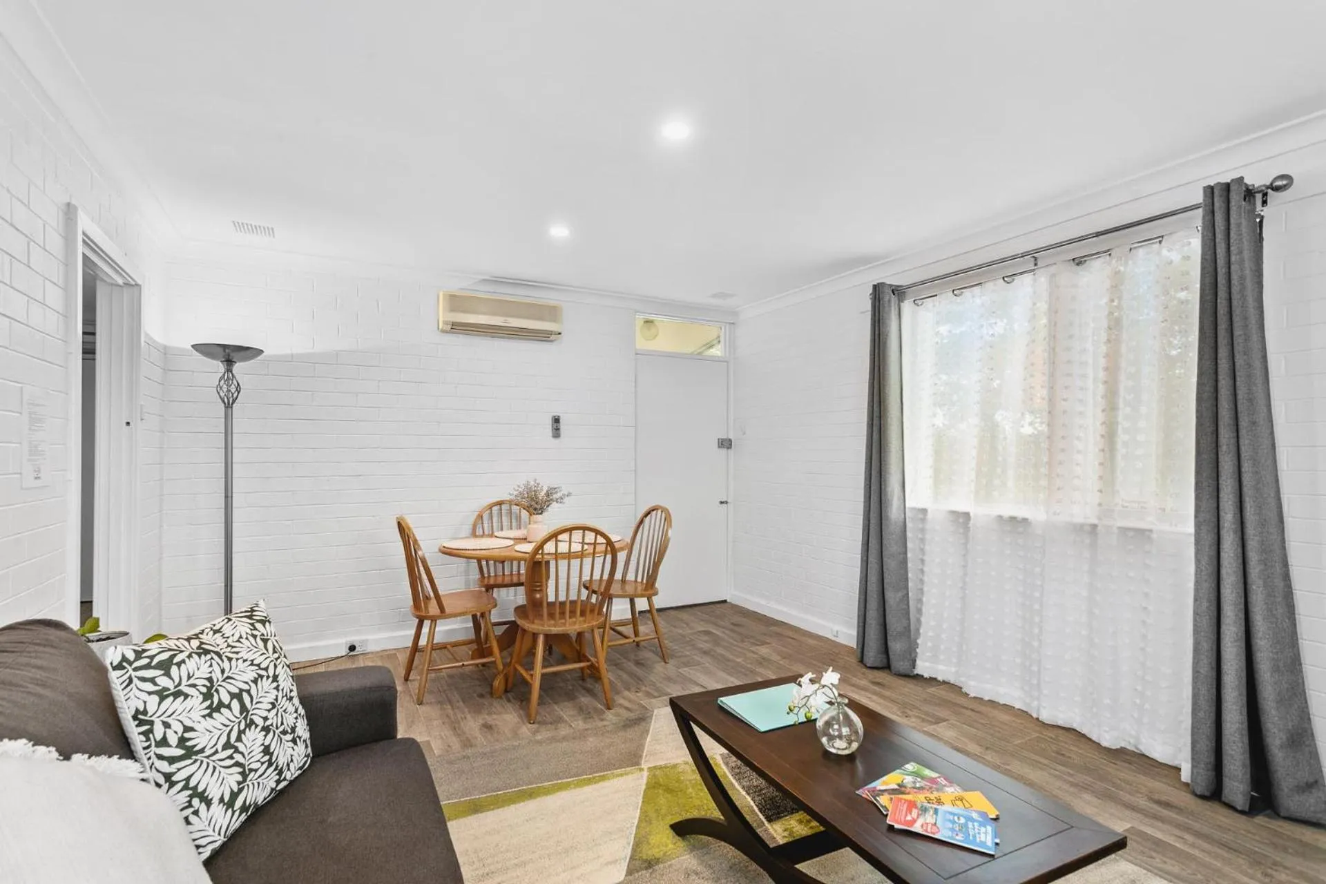 Malibu Apartments - Perth