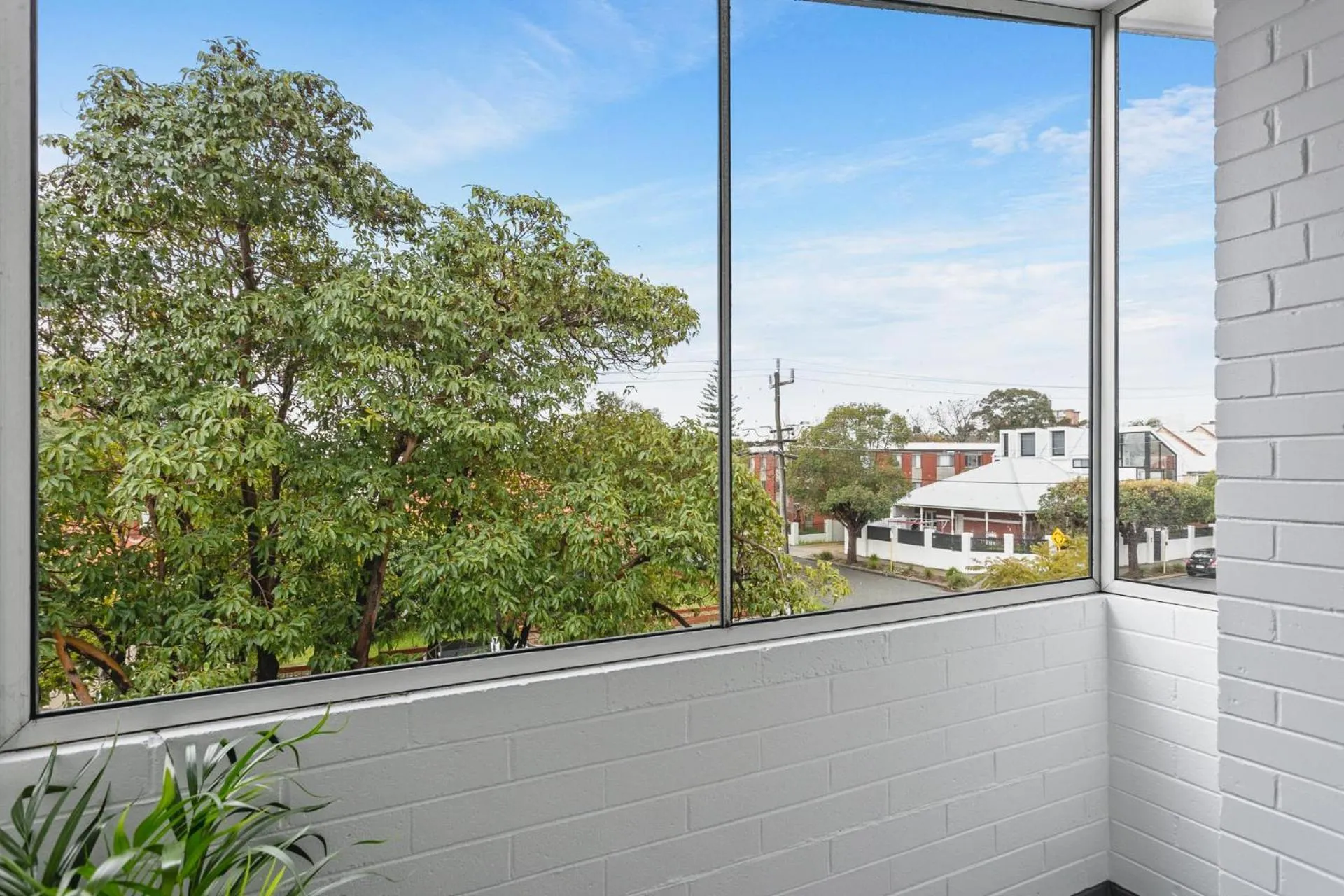 Malibu Apartments - Perth