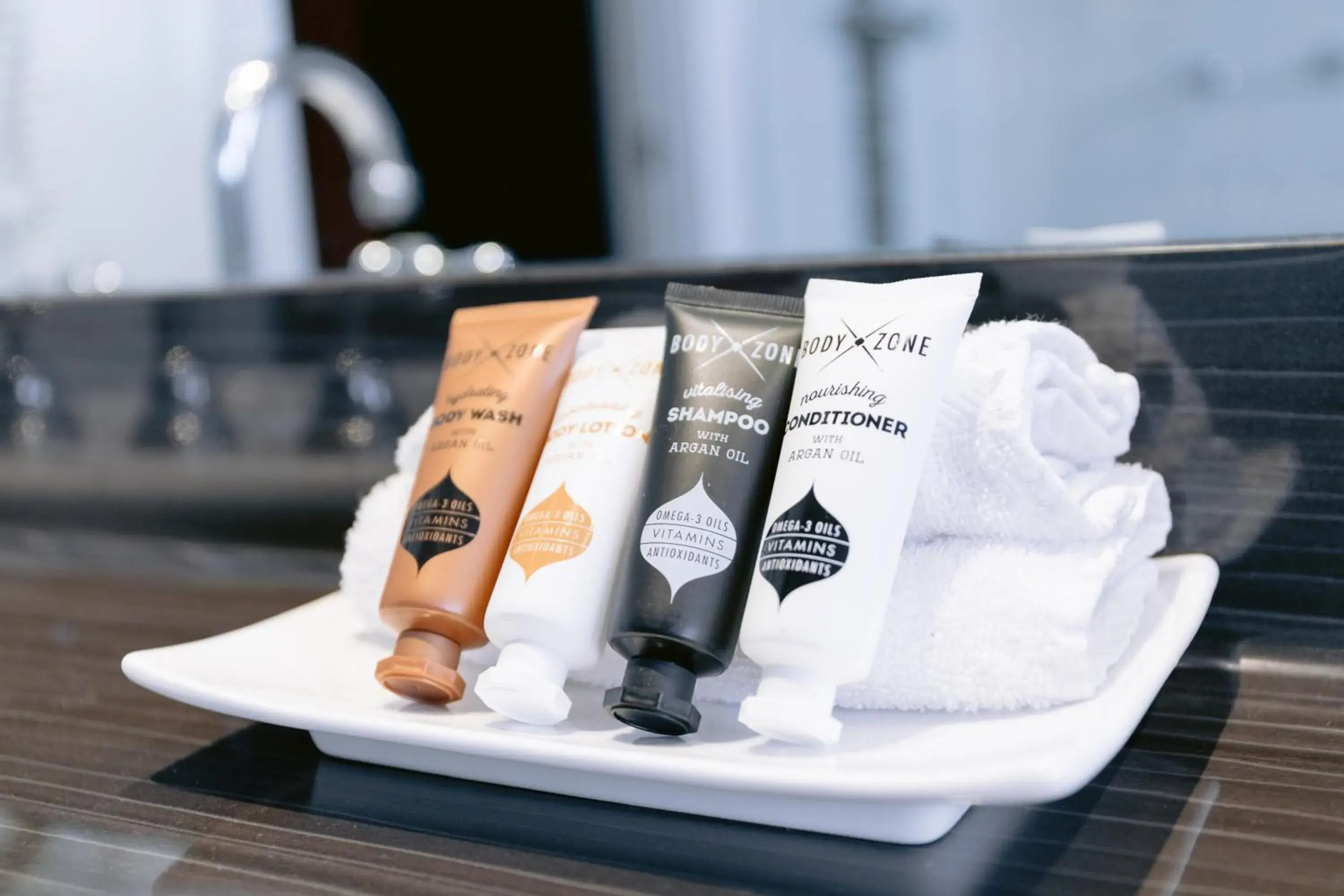 Luxury Suite with Spa Bath in Wagga RSL Club Motel Luxury Suite with Spa Bath in Wagga RSL Club Motel