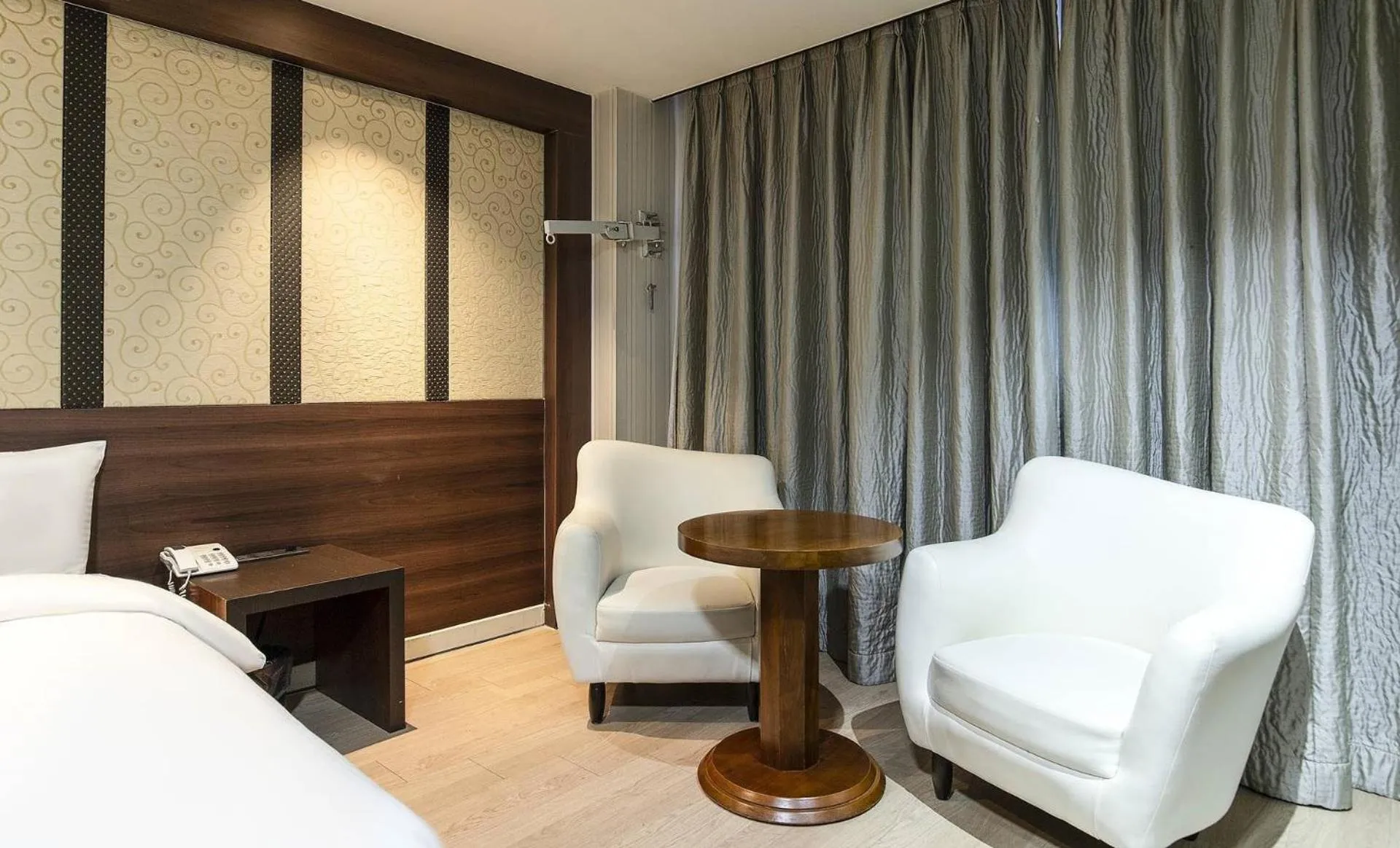 Bed in Incheon Airport Hotel Zeumes