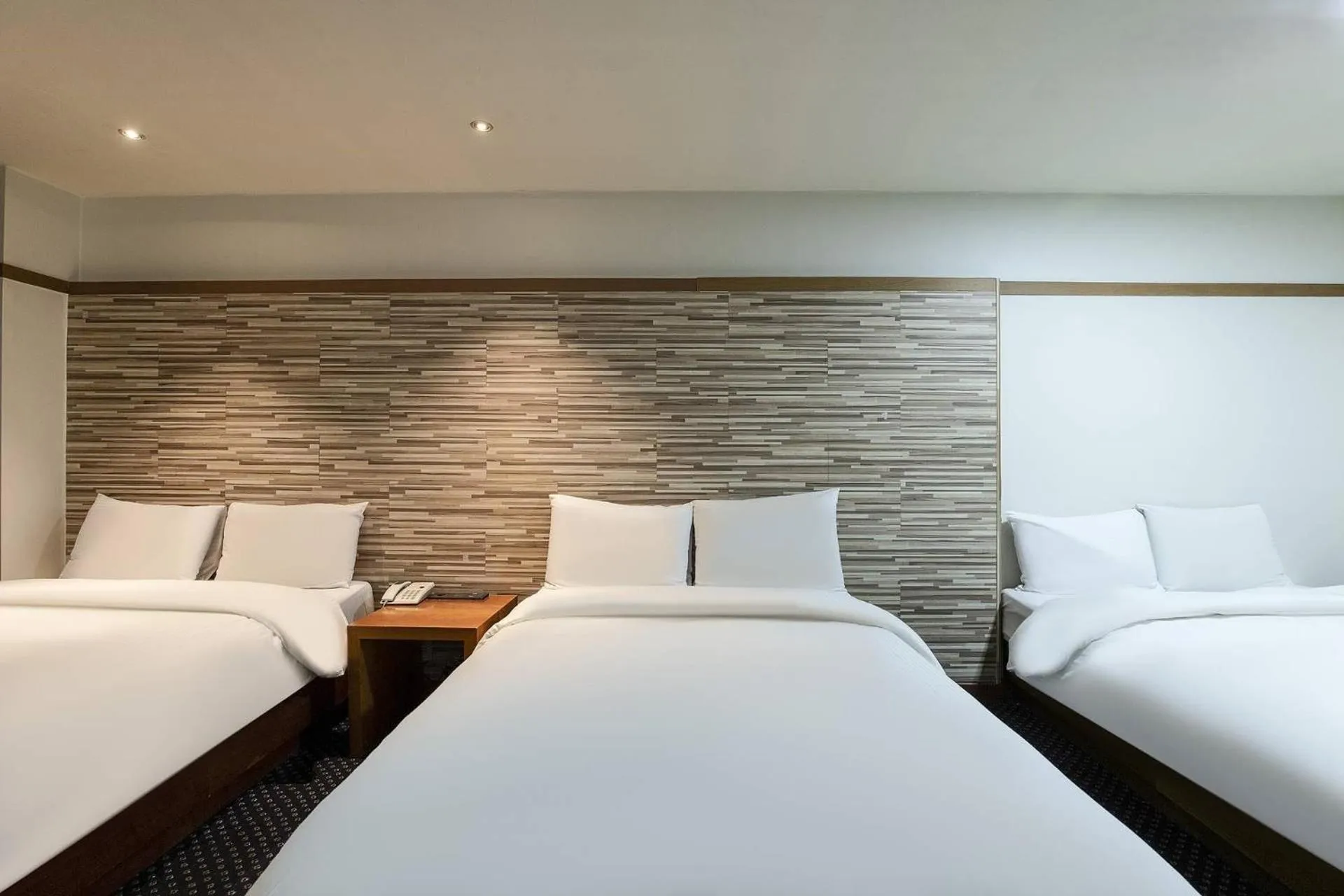 Bed in Incheon Airport Hotel Zeumes