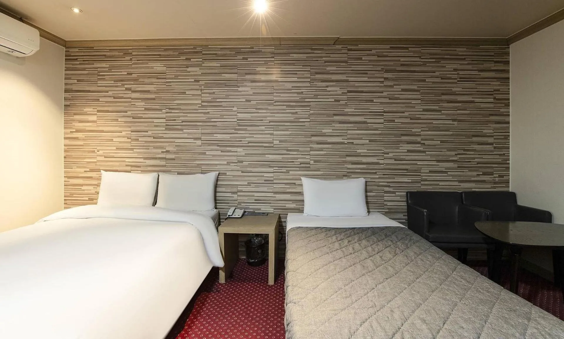 Bed in Incheon Airport Hotel Zeumes