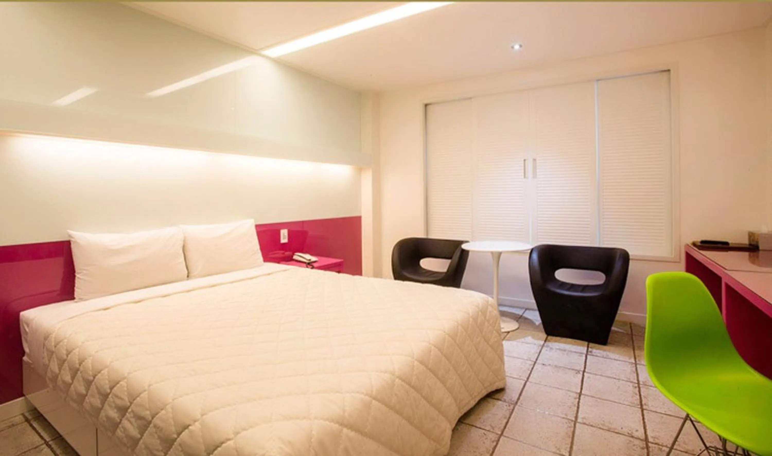 Bed in Incheon Airport Hotel Zeumes