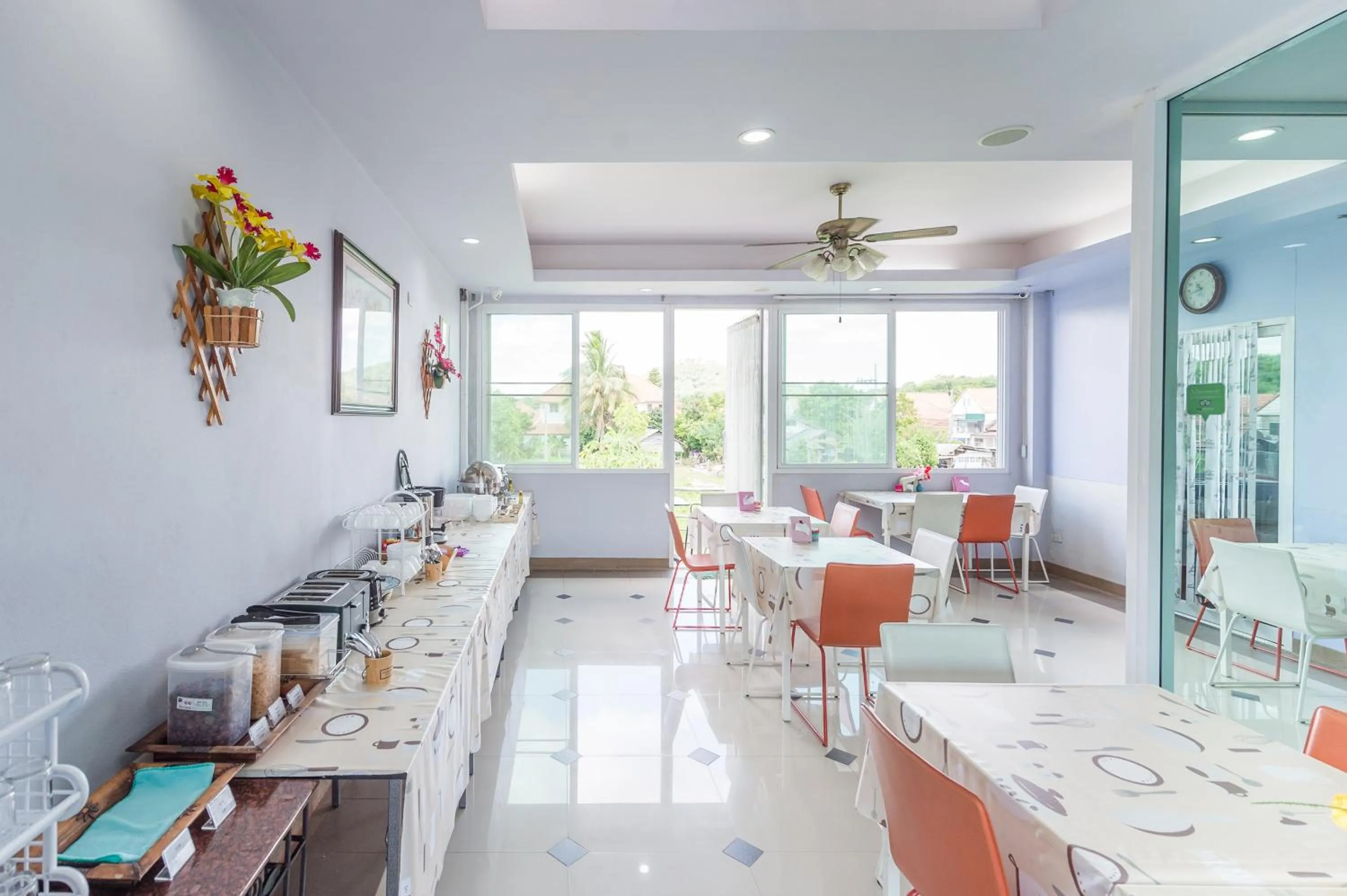 Restaurant/places to eat in Chayadol Resort - SHA Extra Plus