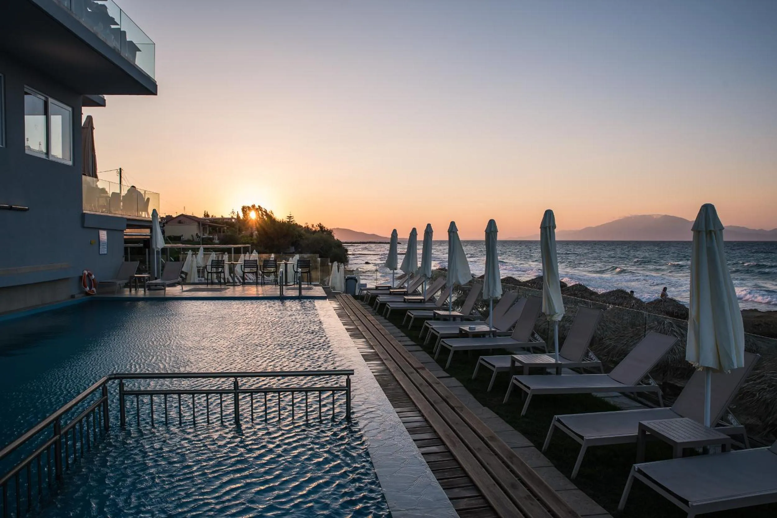 Swimming pool in Golden Coast Beachfront Resort