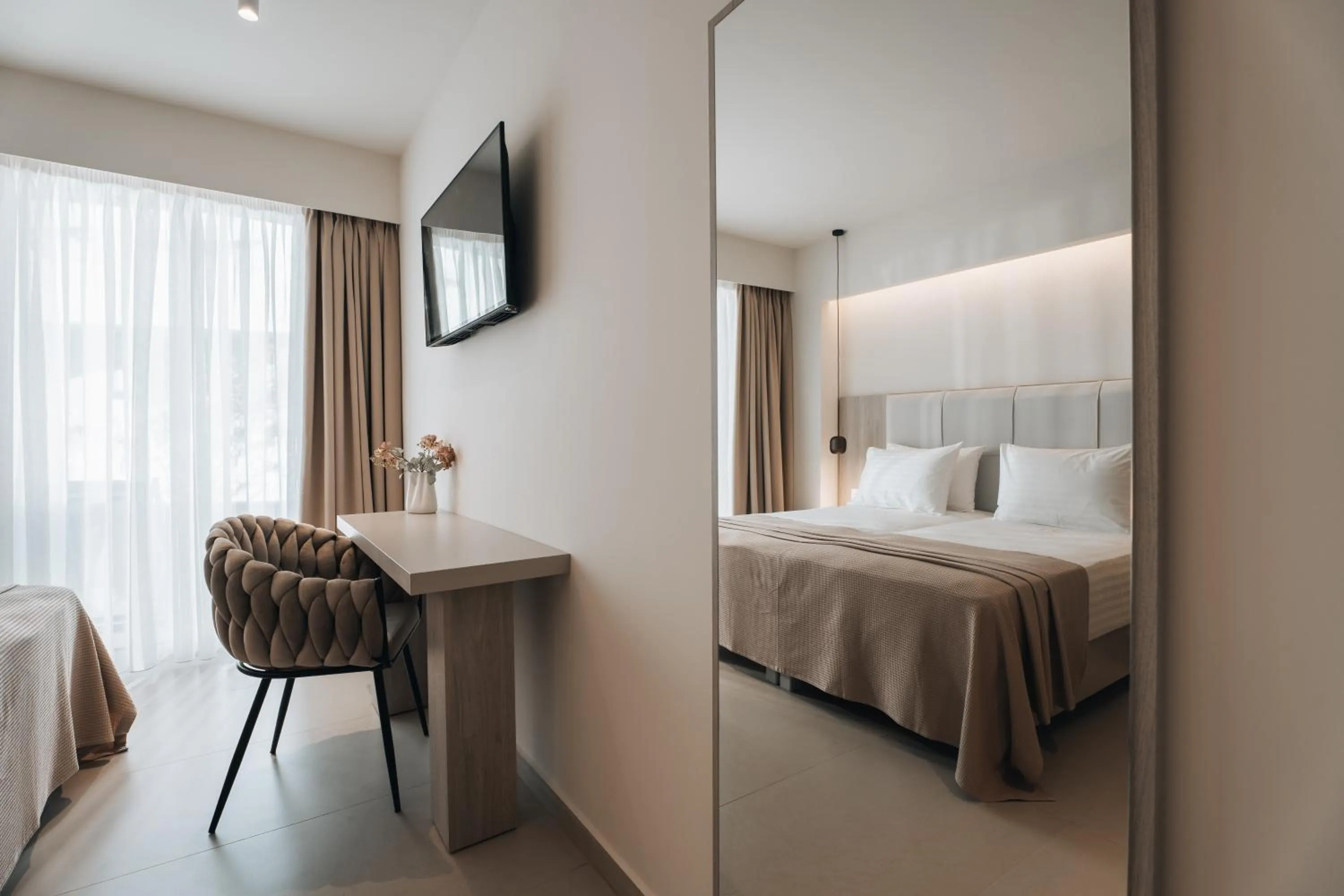 Photo of the whole room in Golden Coast Beachfront Resort