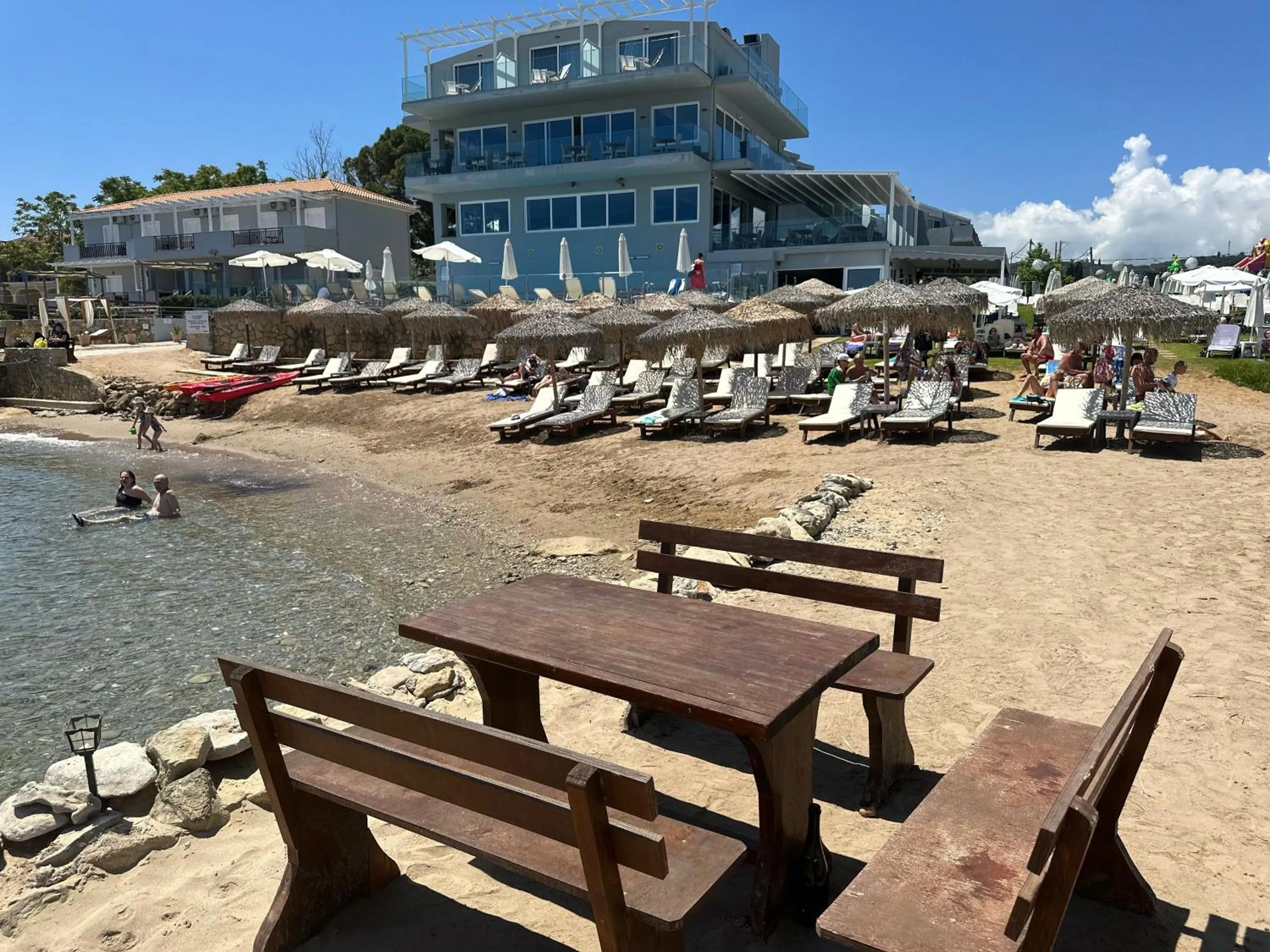 Property building in Golden Coast Beachfront Resort