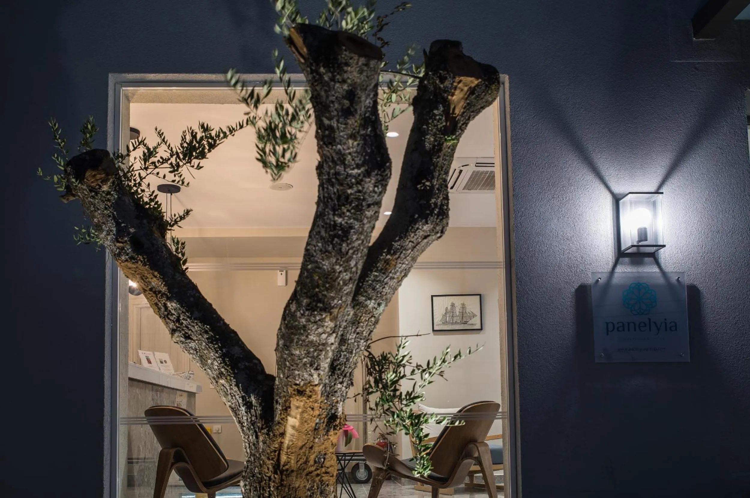 Lobby or reception in Golden Coast Beachfront Resort