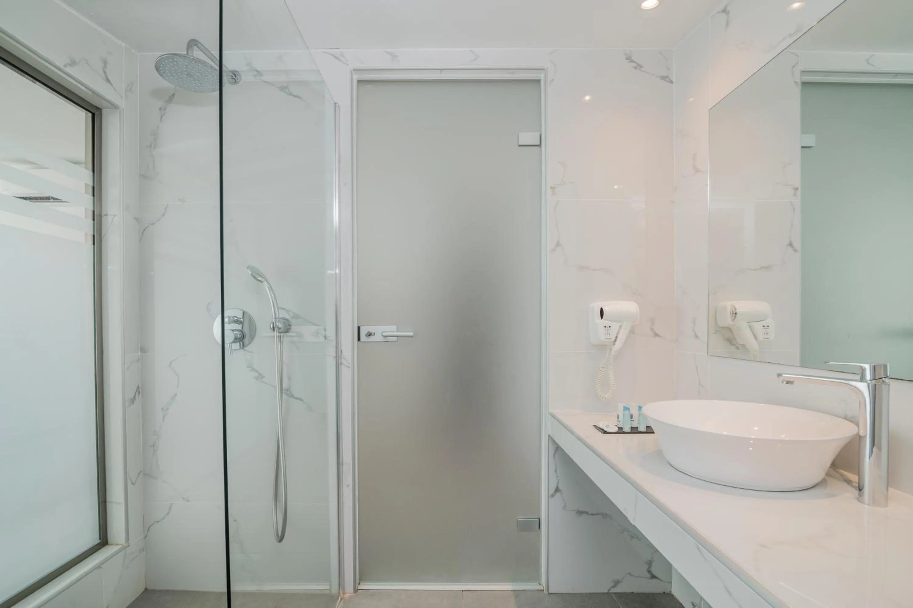 Shower in Golden Coast Beachfront Resort