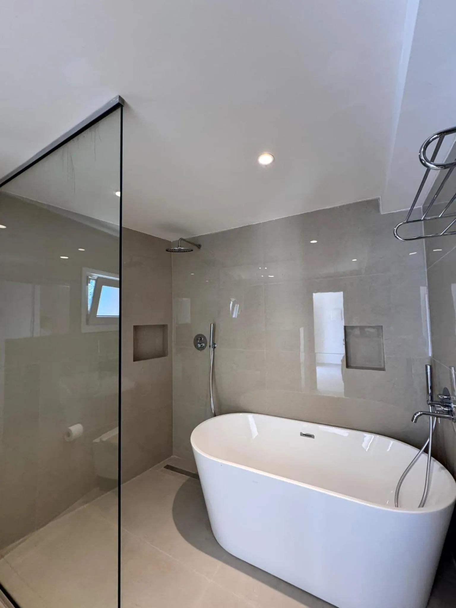 Shower in Golden Coast Beachfront Resort