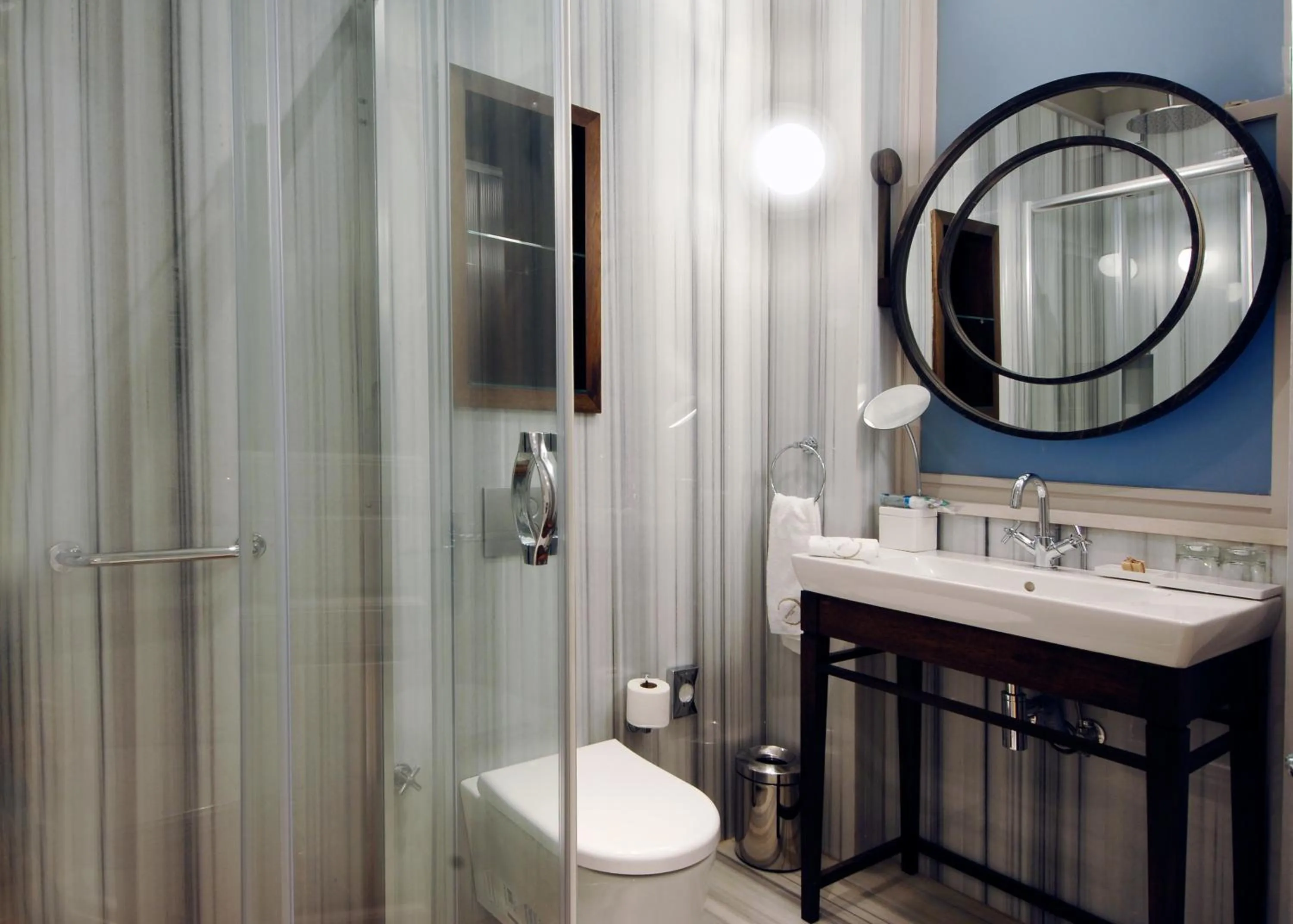 Bathroom in Urban Suites