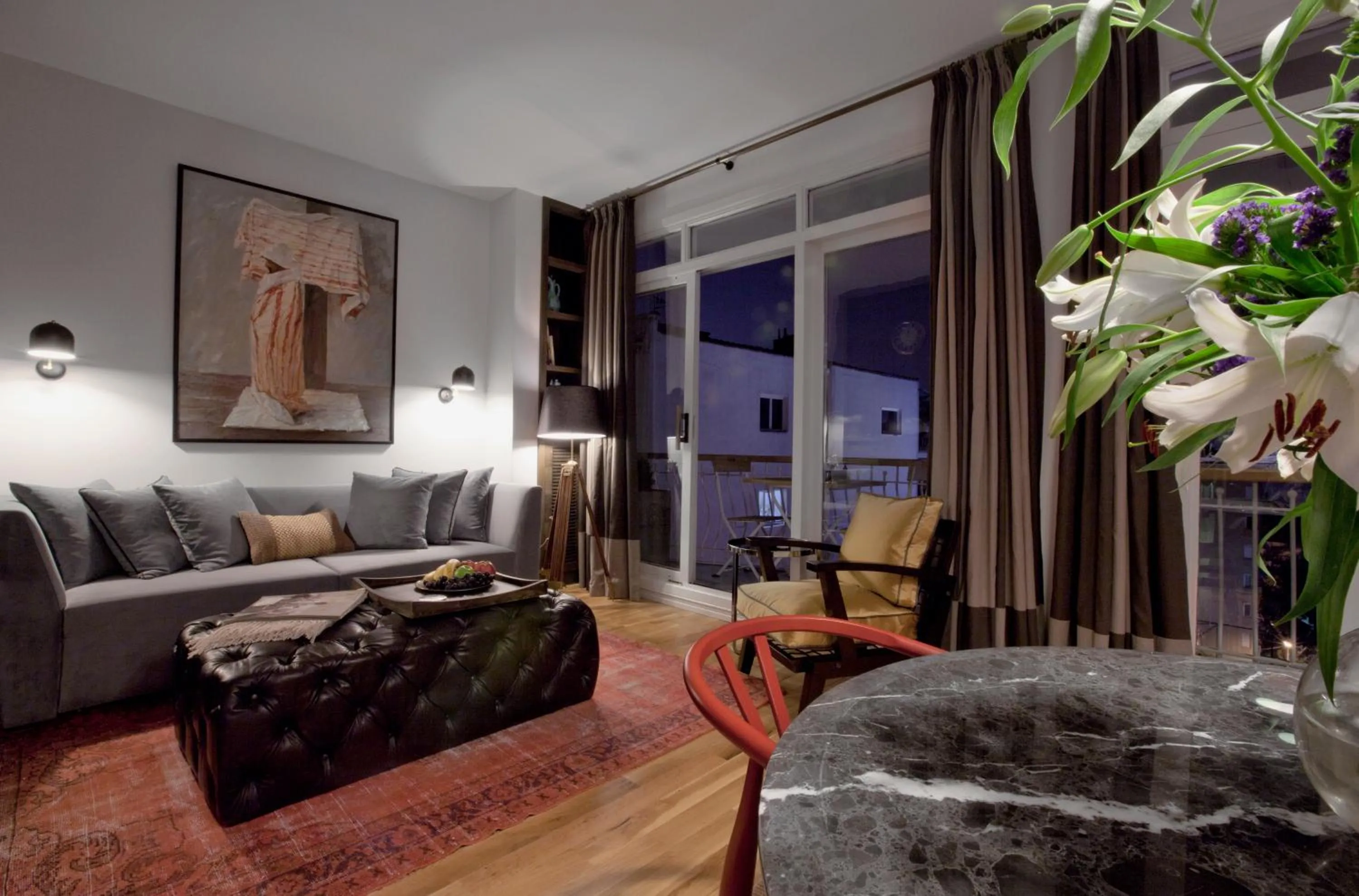 Seating area in Urban Suites