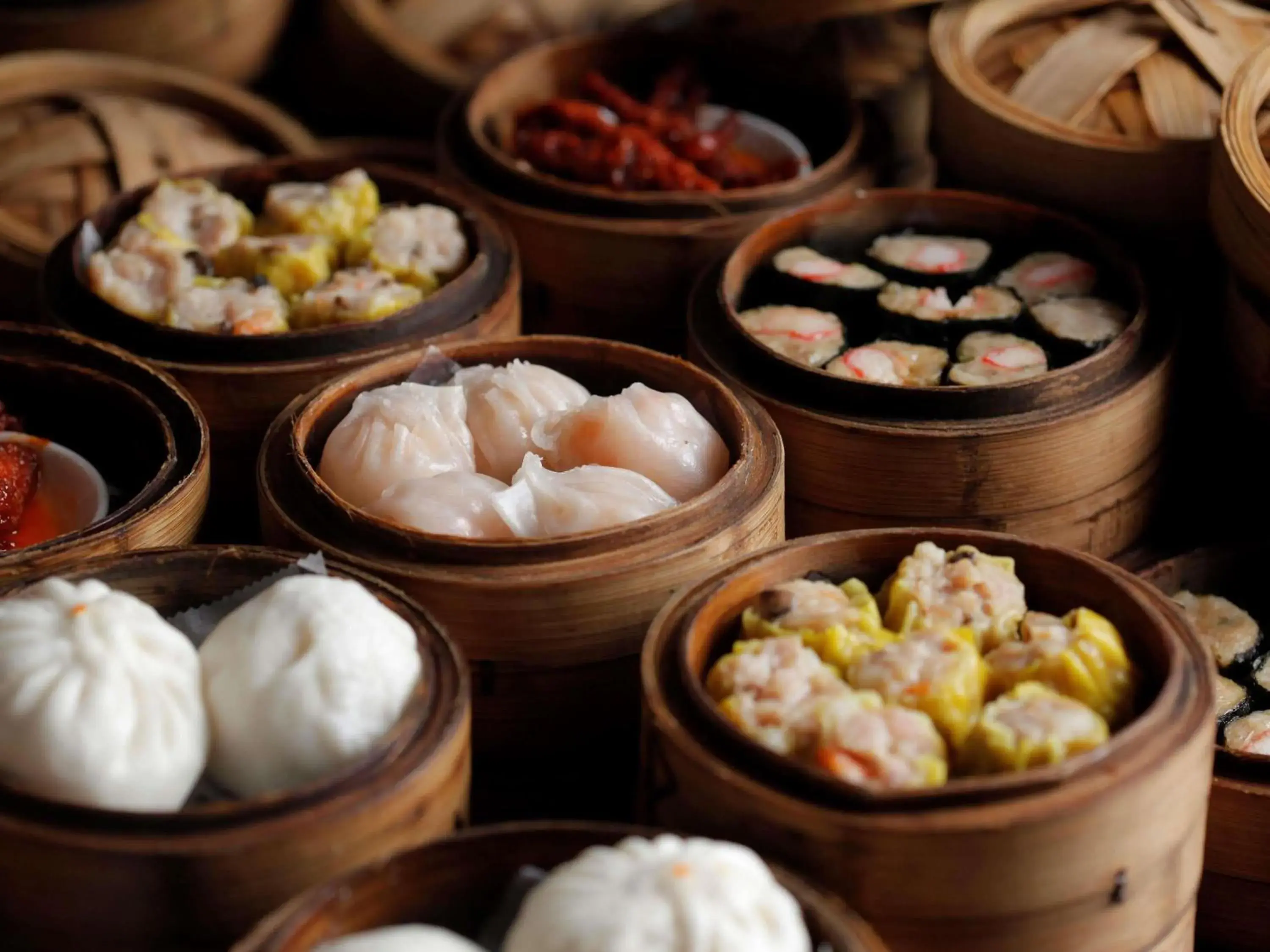 Restaurant/places to eat in Raffles Makati Restaurant/places to eat in Raffles Makati