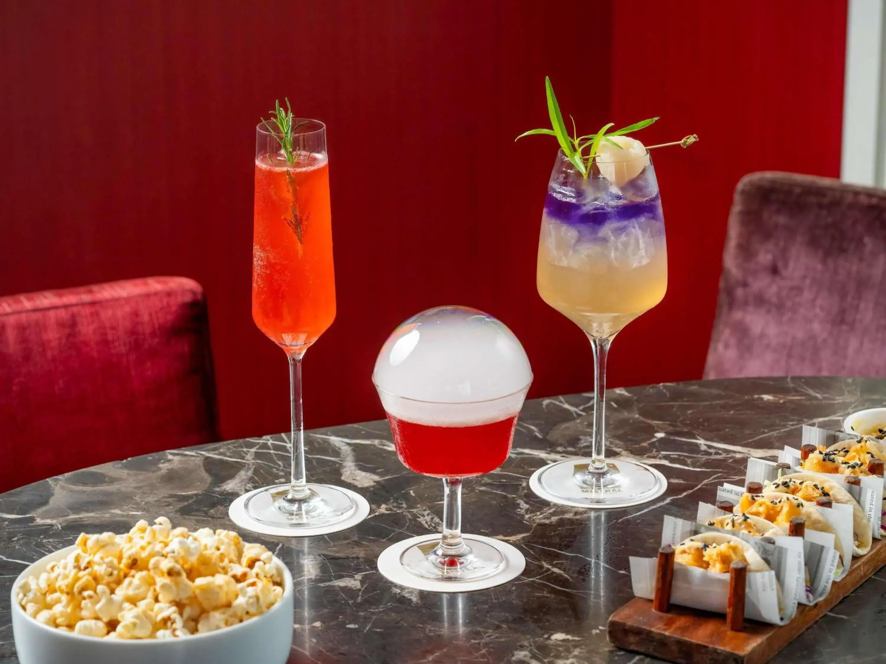 Lounge or bar in Raffles Makati Lounge or bar in Raffles Makati