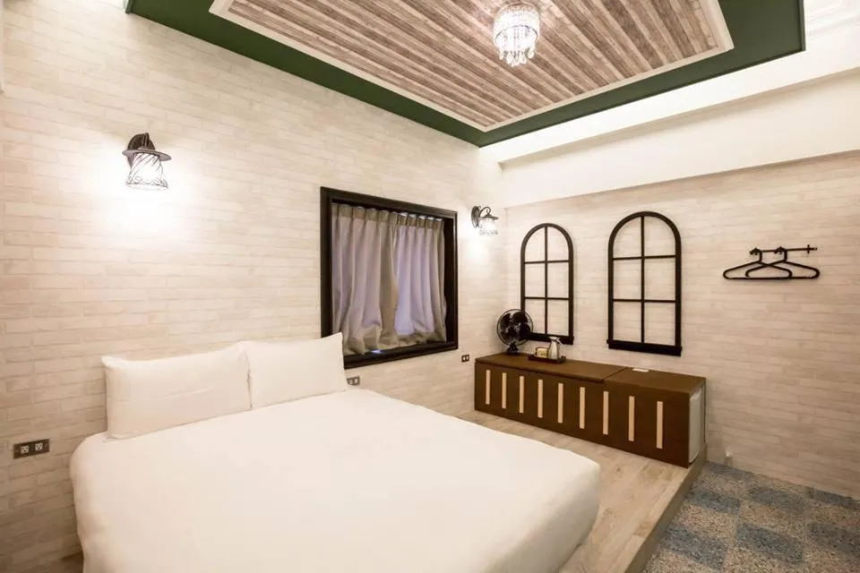 Bed in Liuqiu Antique Tea House